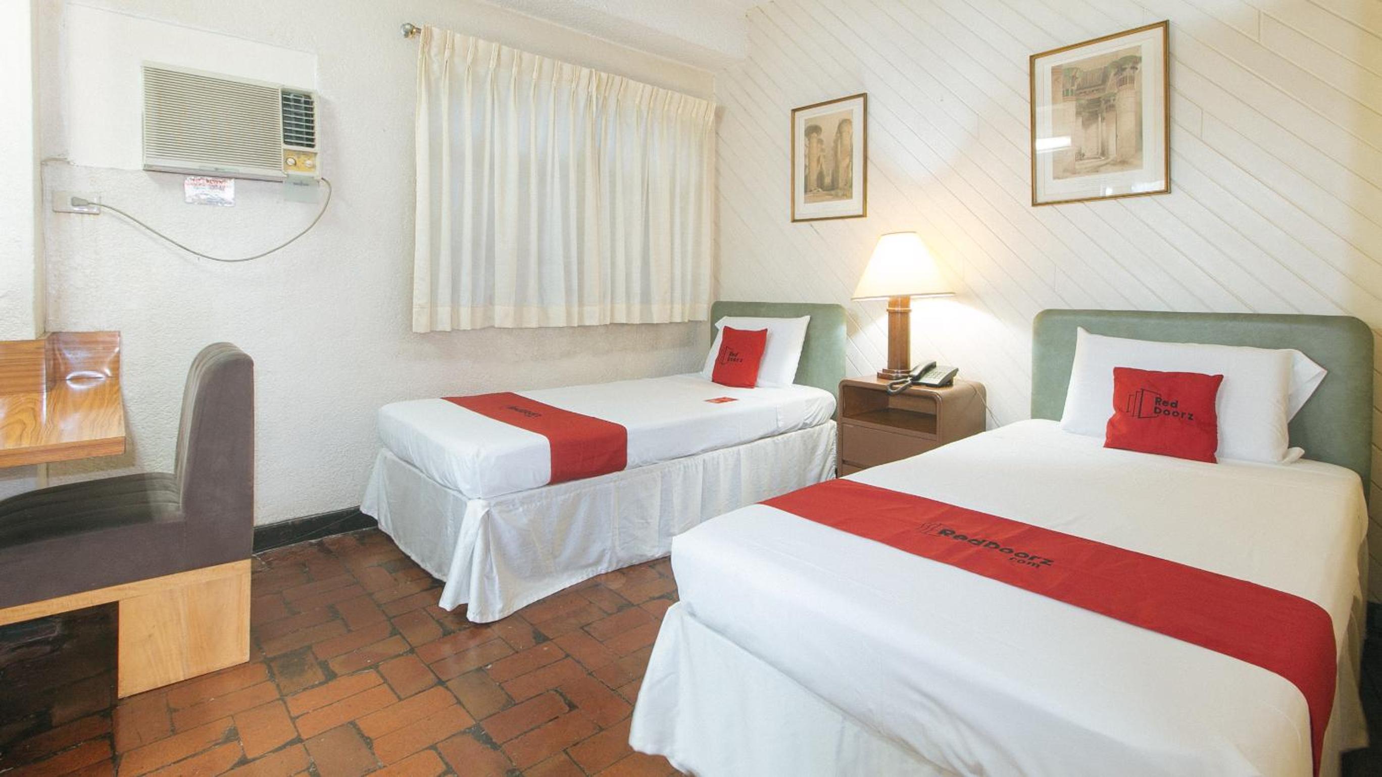 Deluxe Twin Room - Photo 4