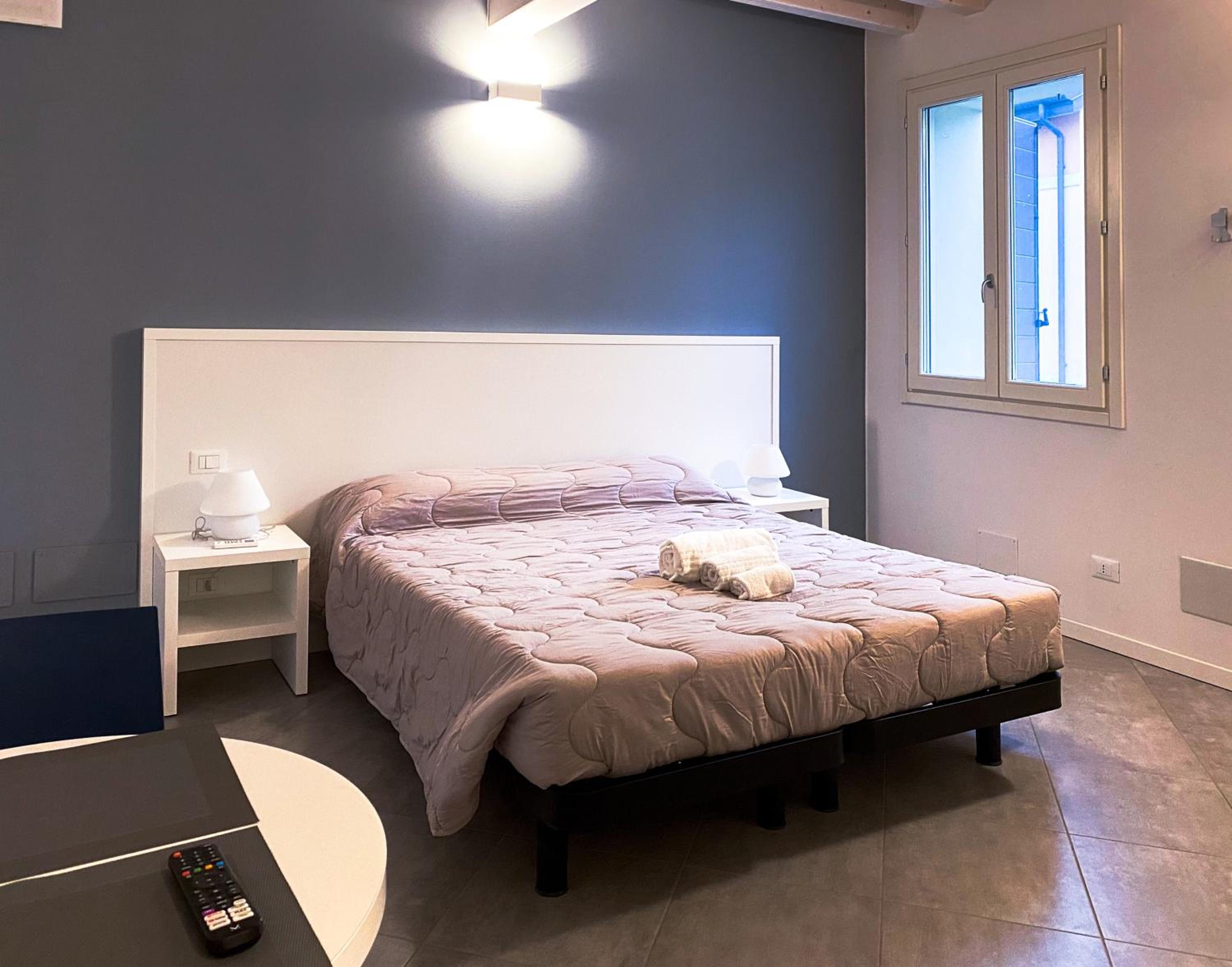 Double or Twin Room with Private Bathroom