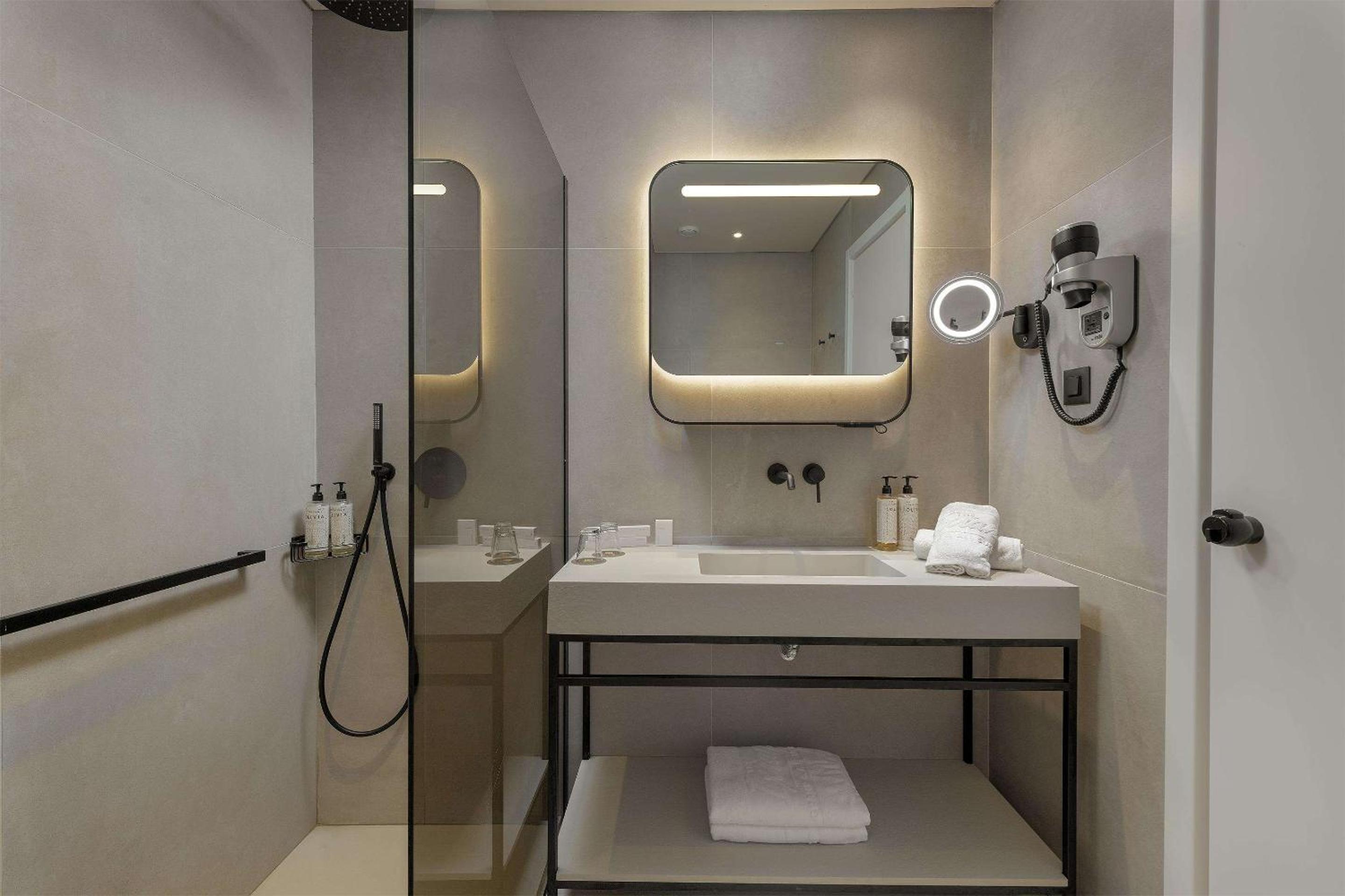 Design Inland View Room