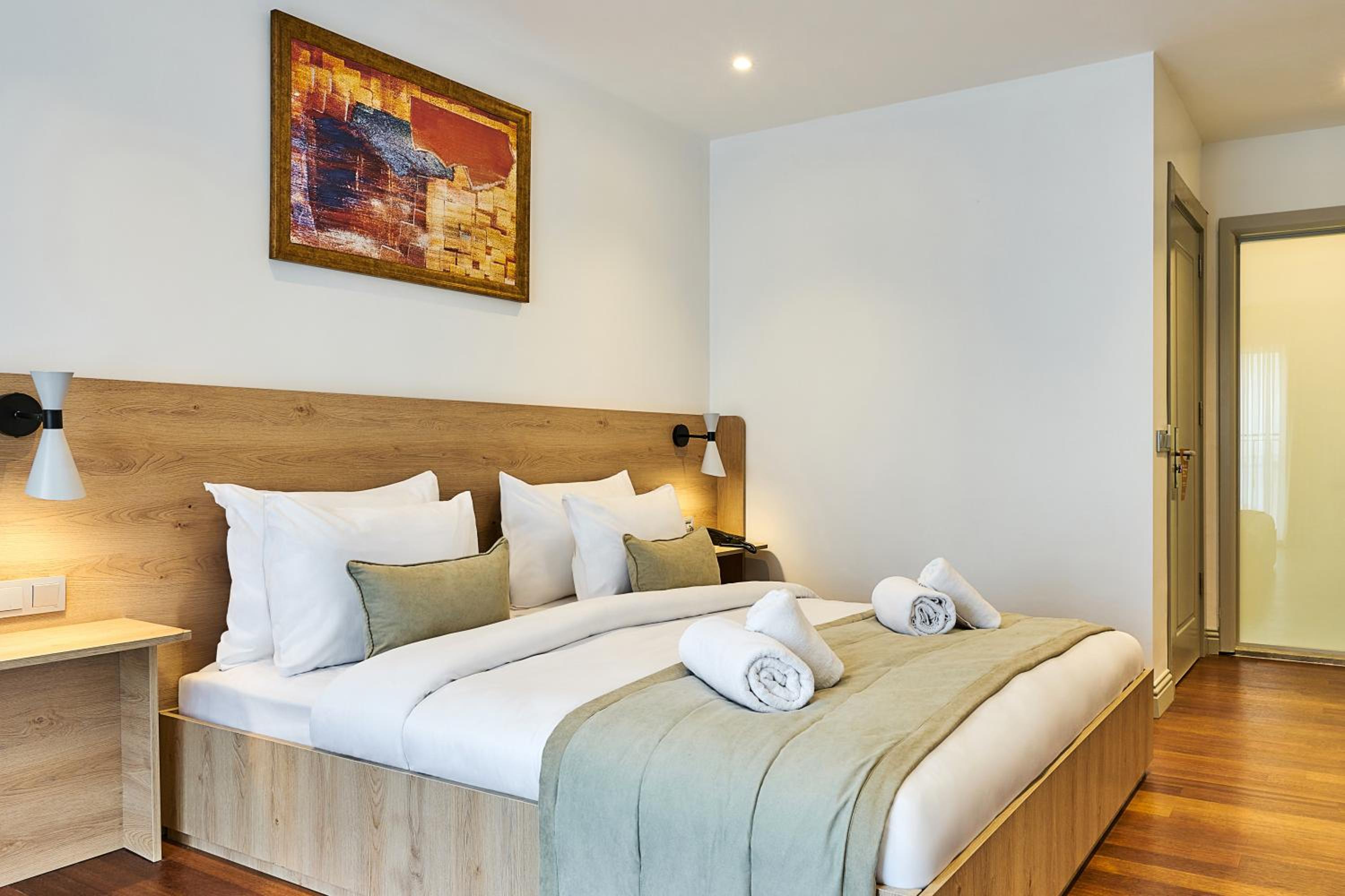Deluxe Double Room with Sea View photo 3