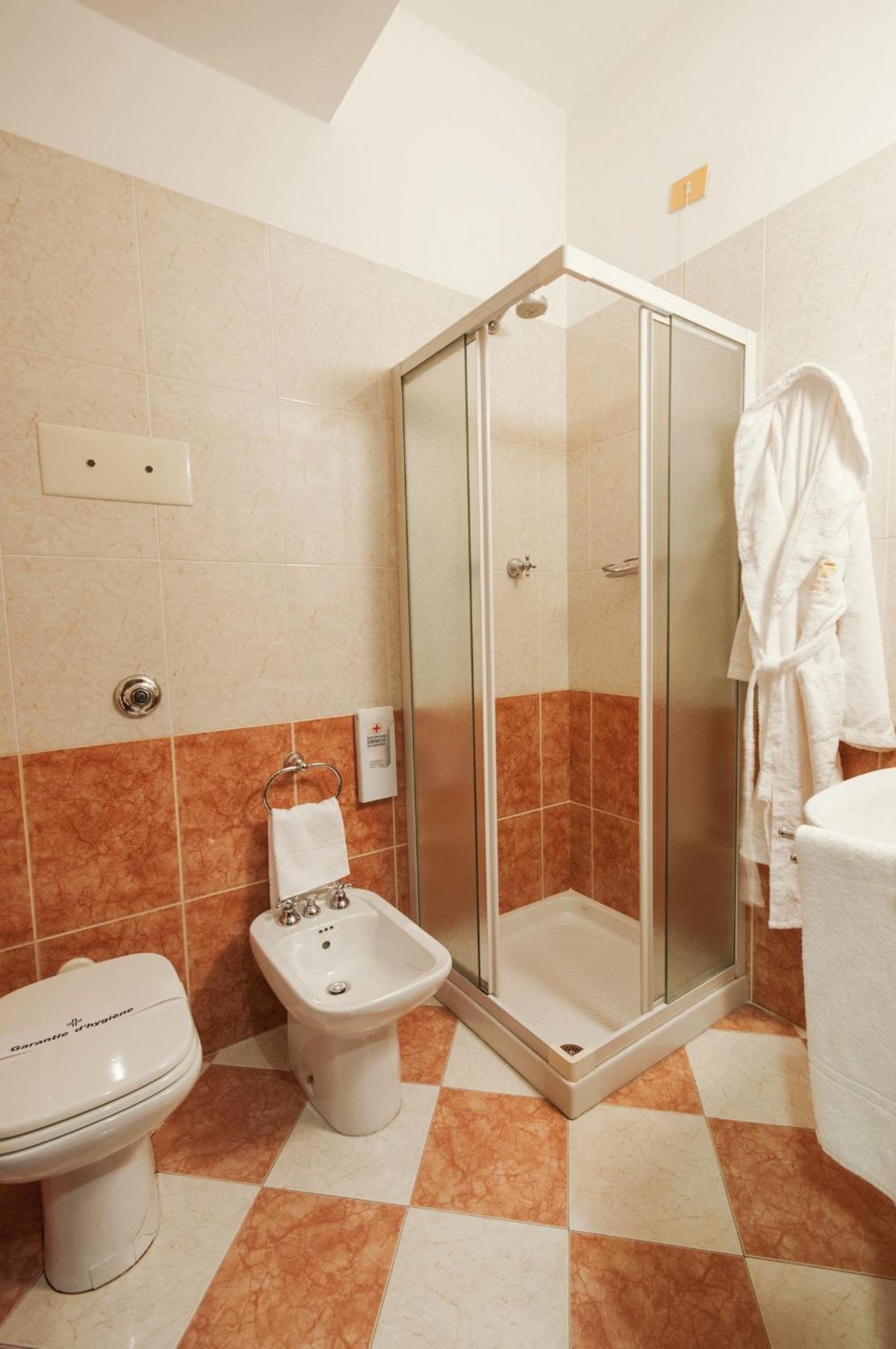 Superior Double Room - Photo 3