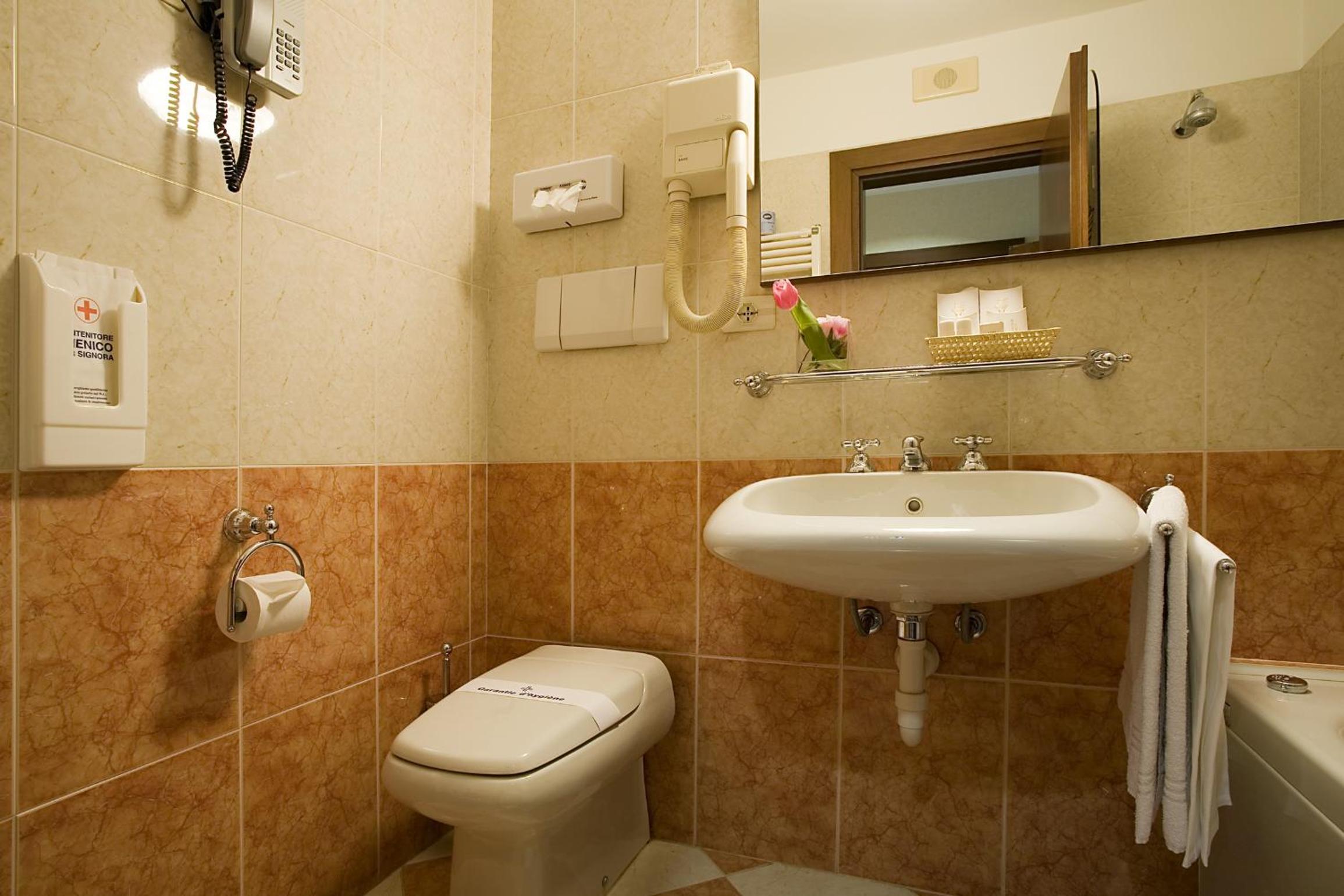 Superior Double Room - Photo 2