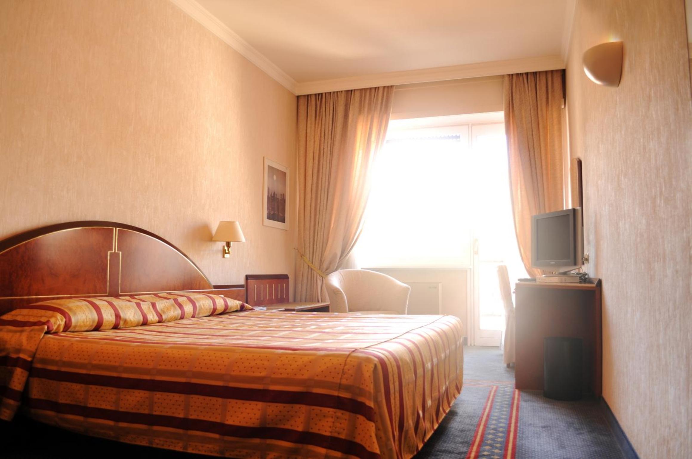 Superior Double Room - Photo 1