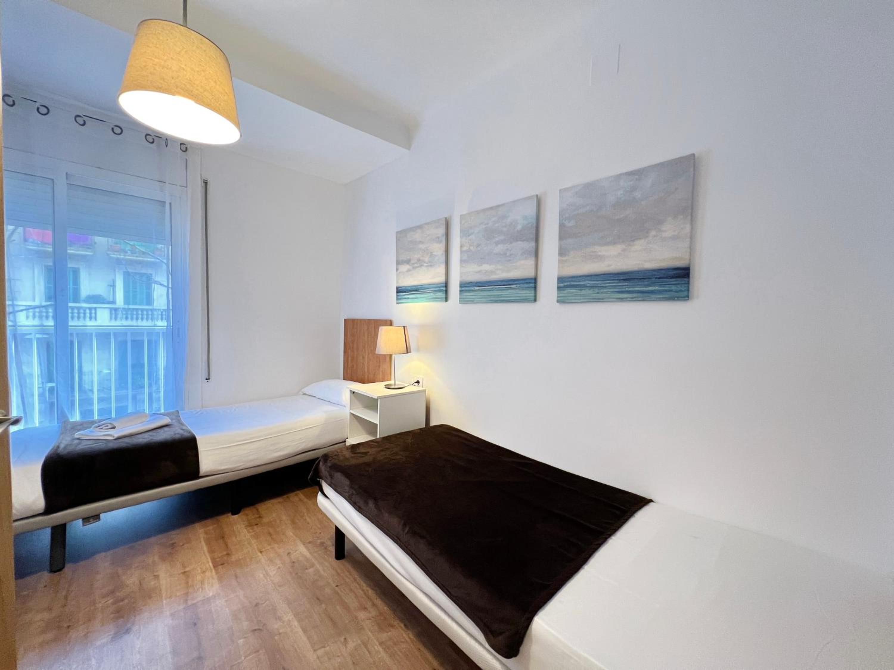 Three-Bedroom Apartment - Marques de Campo Sagrado 7 photo 2
