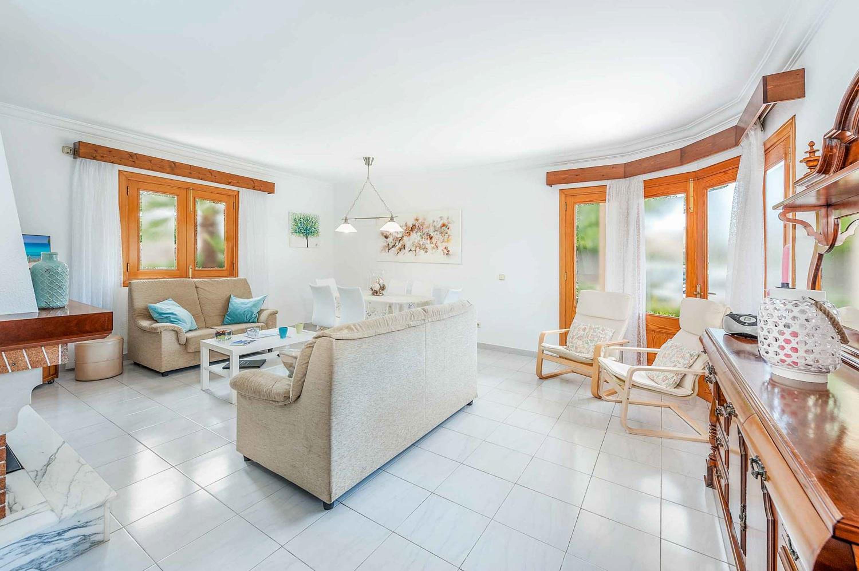 Villa de Tres Habitaciones