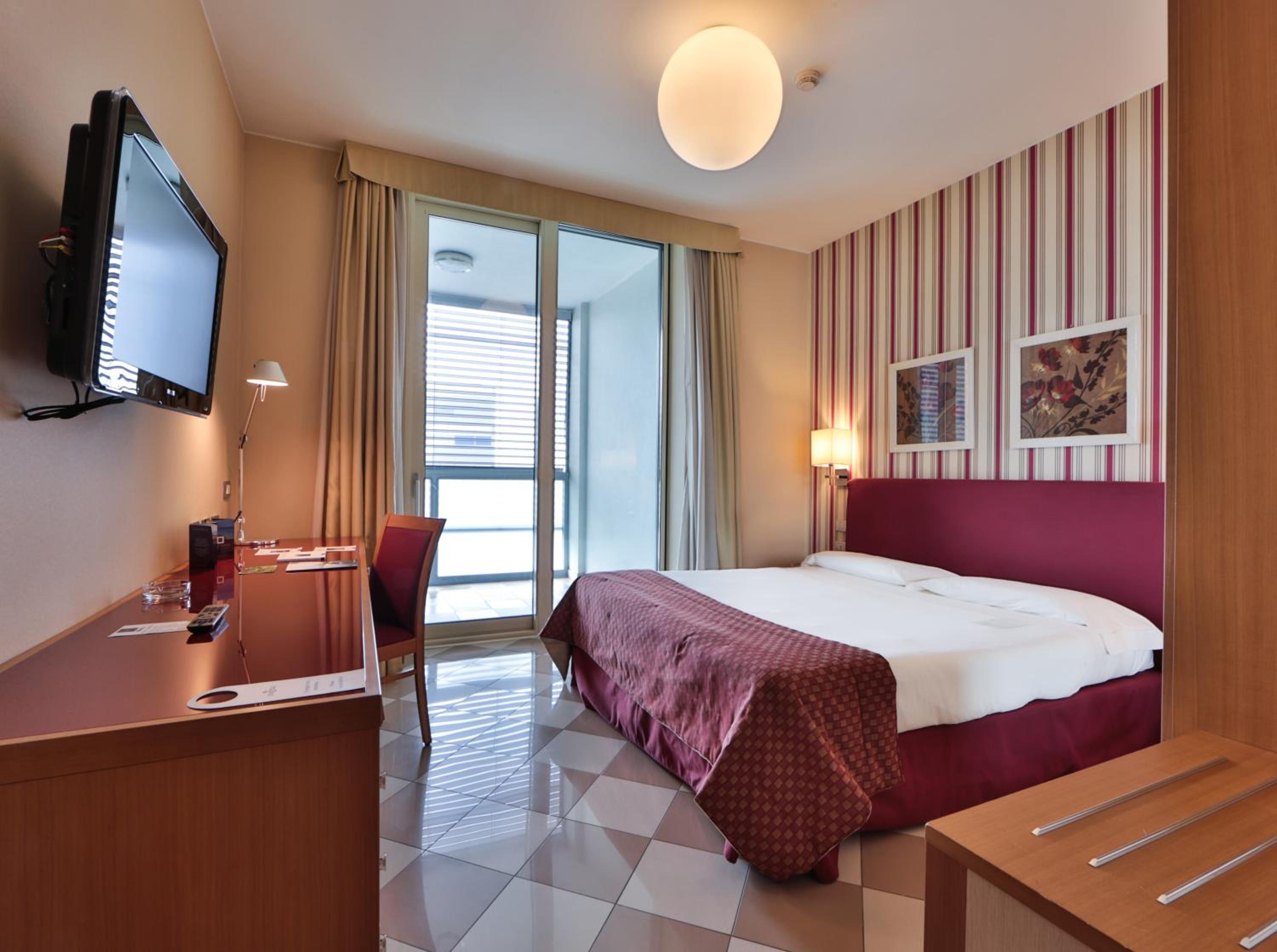 Classic Double Room - Photo 1