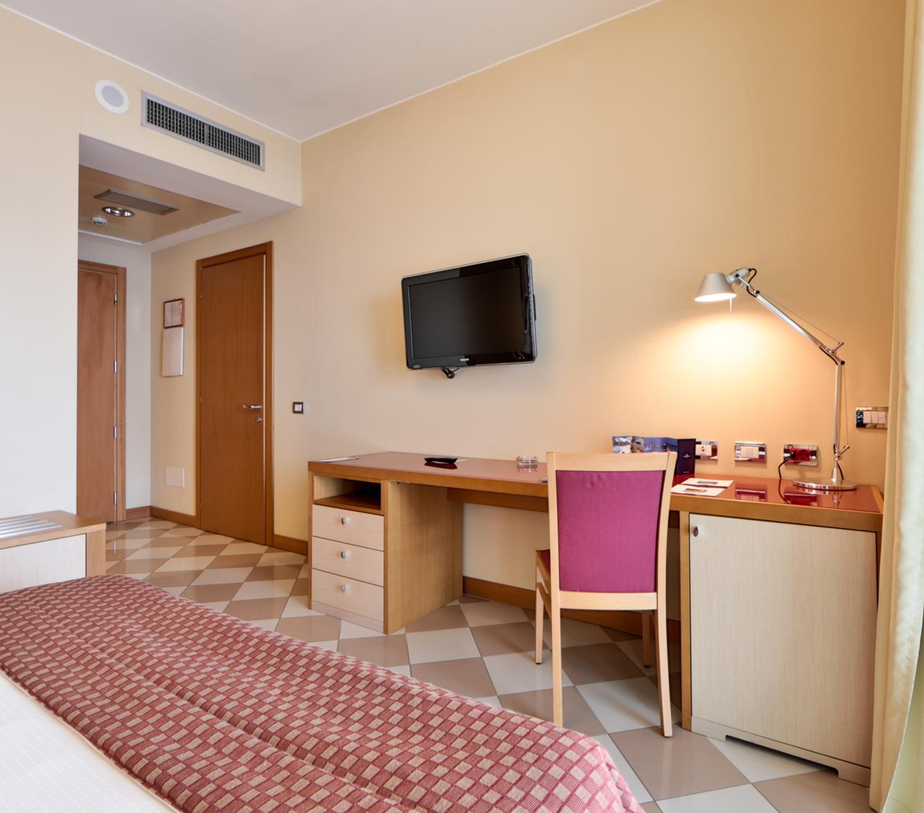 Classic Double Room - Photo 4