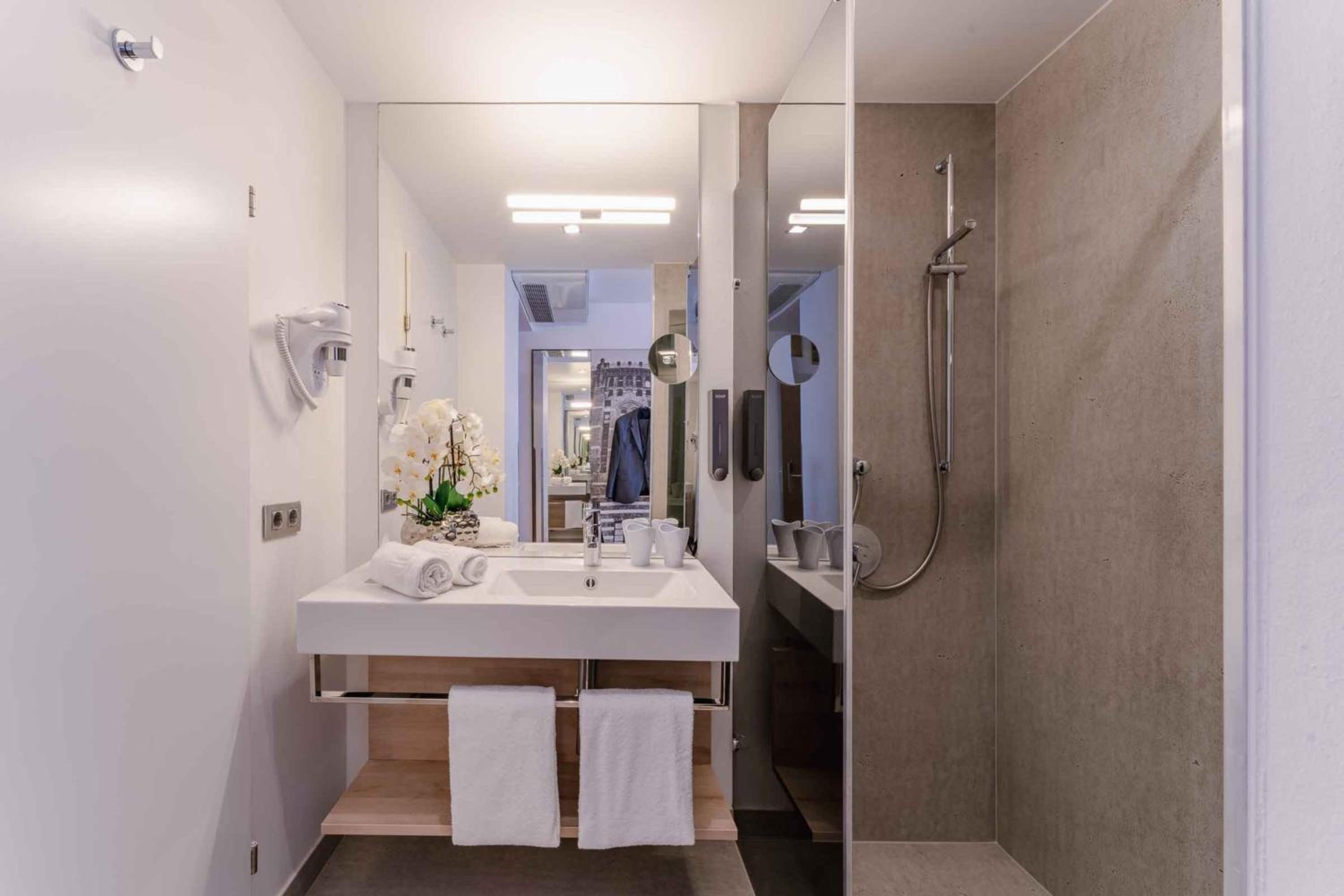Standard Single Room photo 3