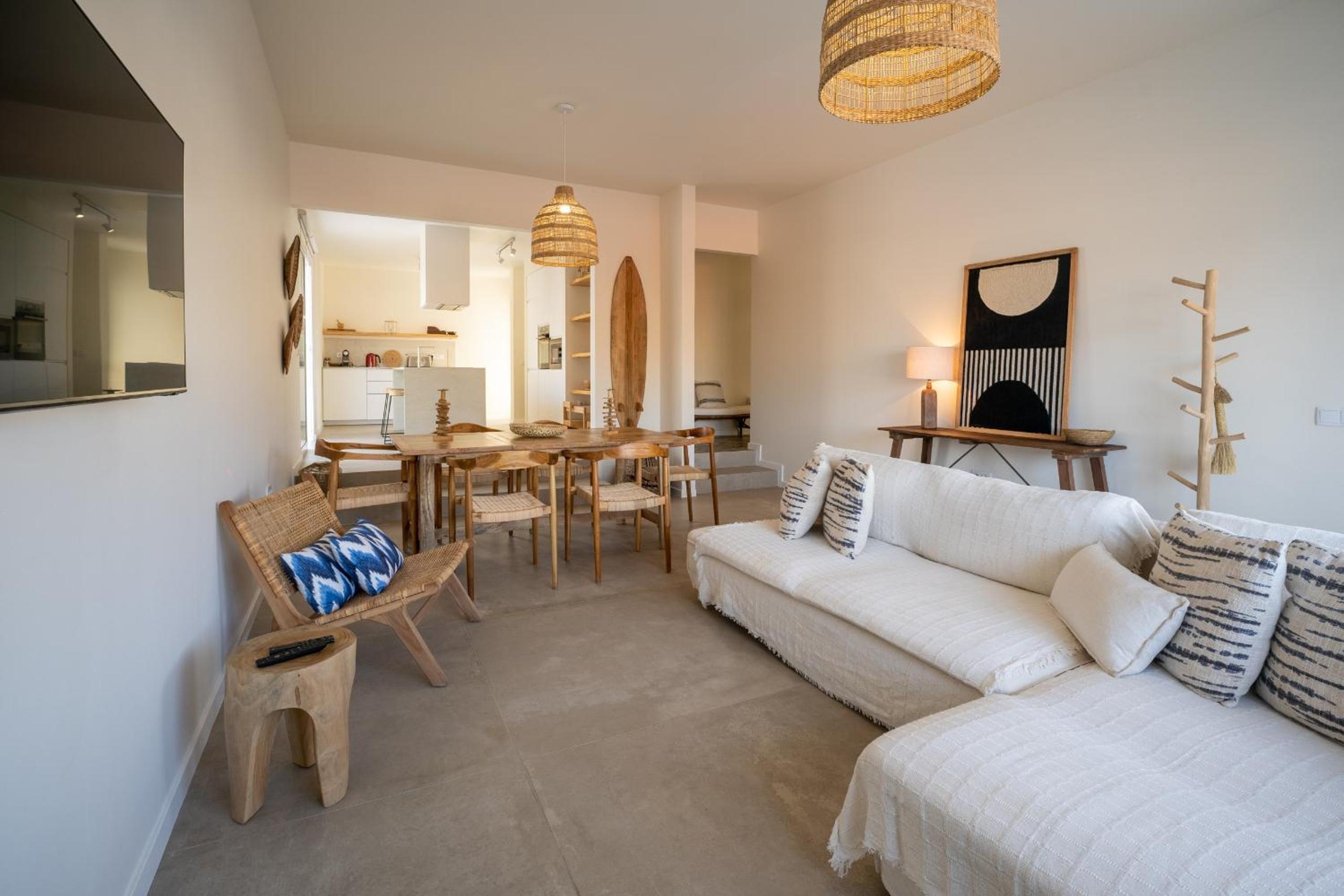 Three-Bedroom Villa photo 1