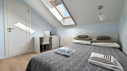 Standard Single Room with Shower photo 1