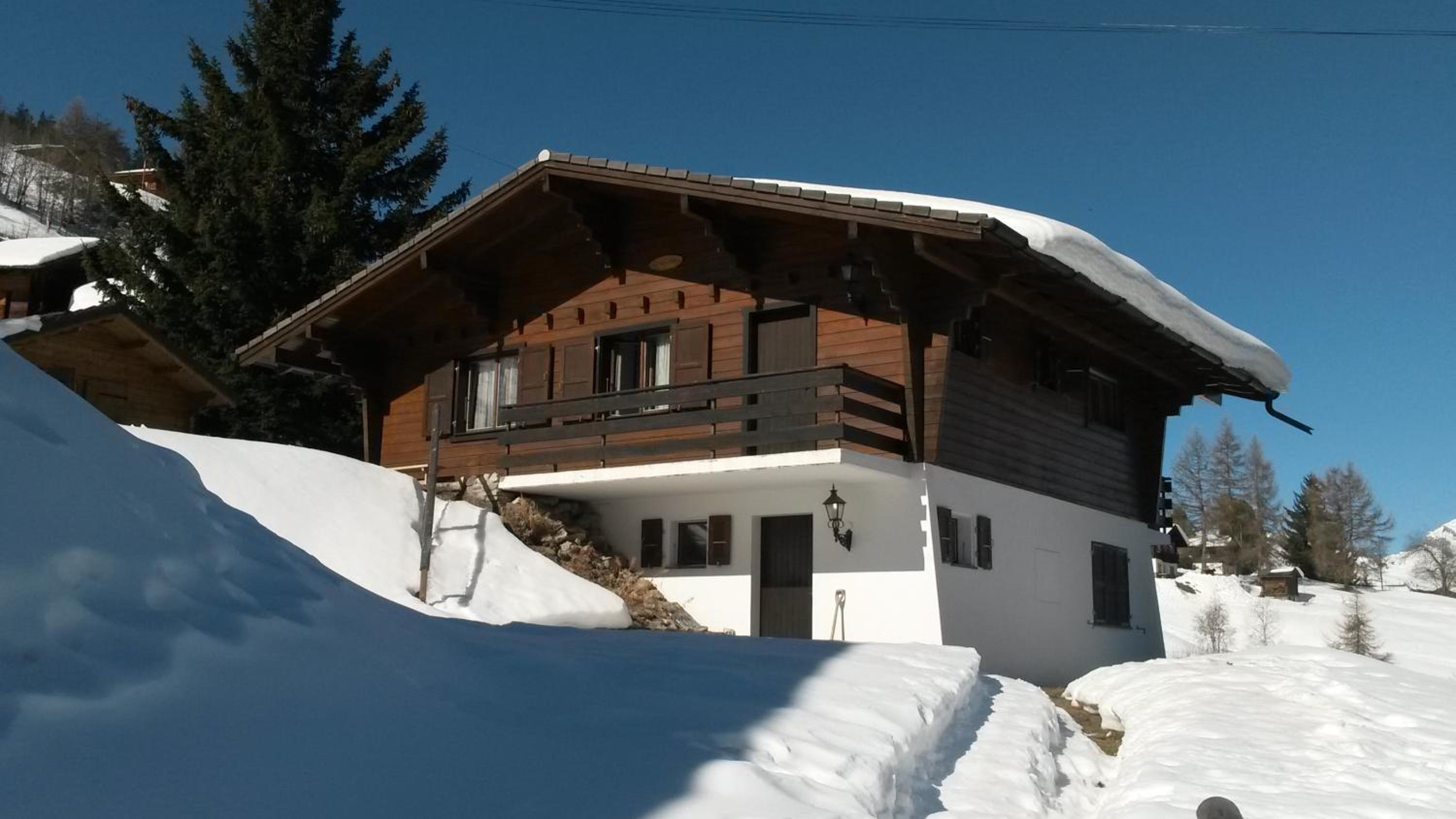 Chalet photo 2