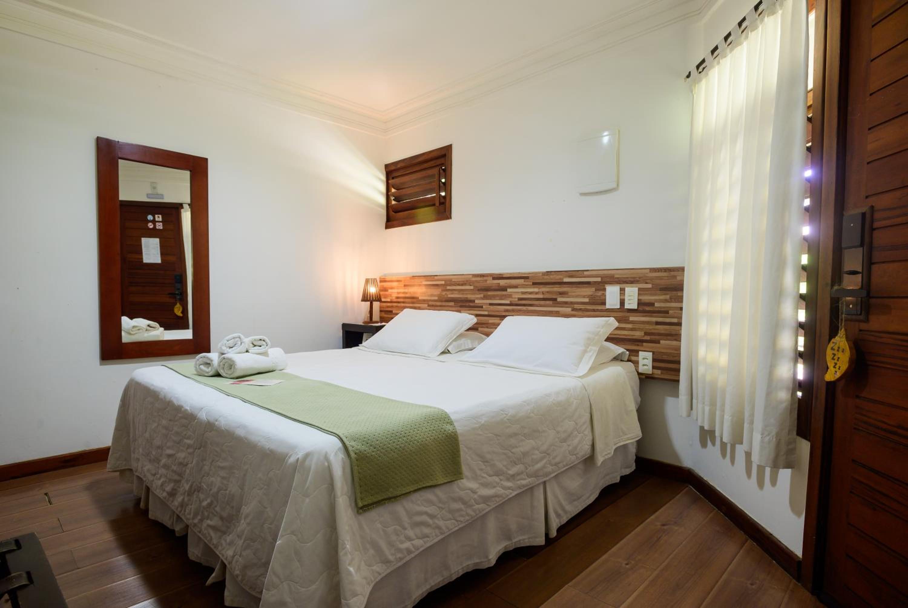 Deluxe Suite - Photo 5