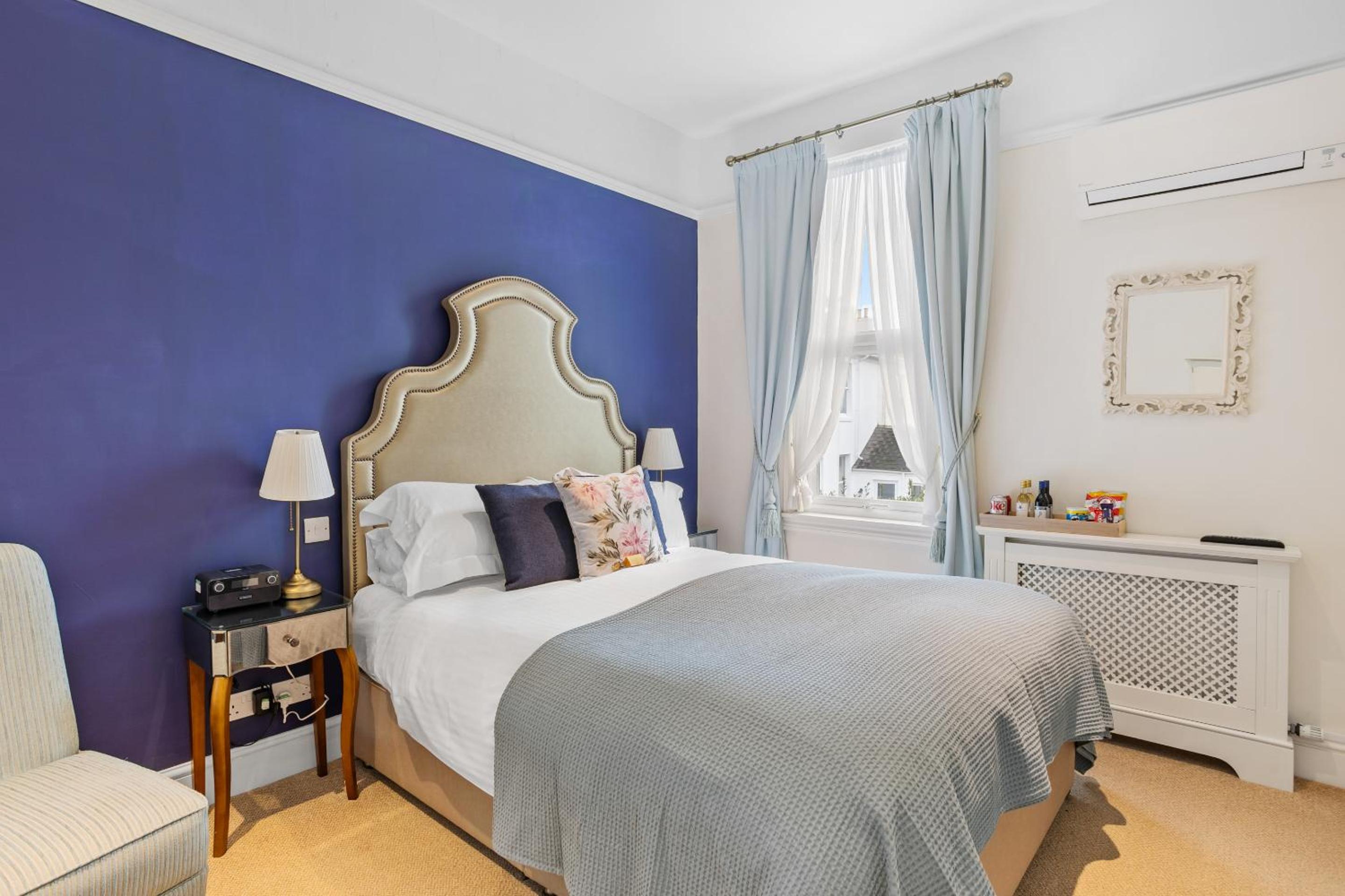 Deluxe Double Room photo 3
