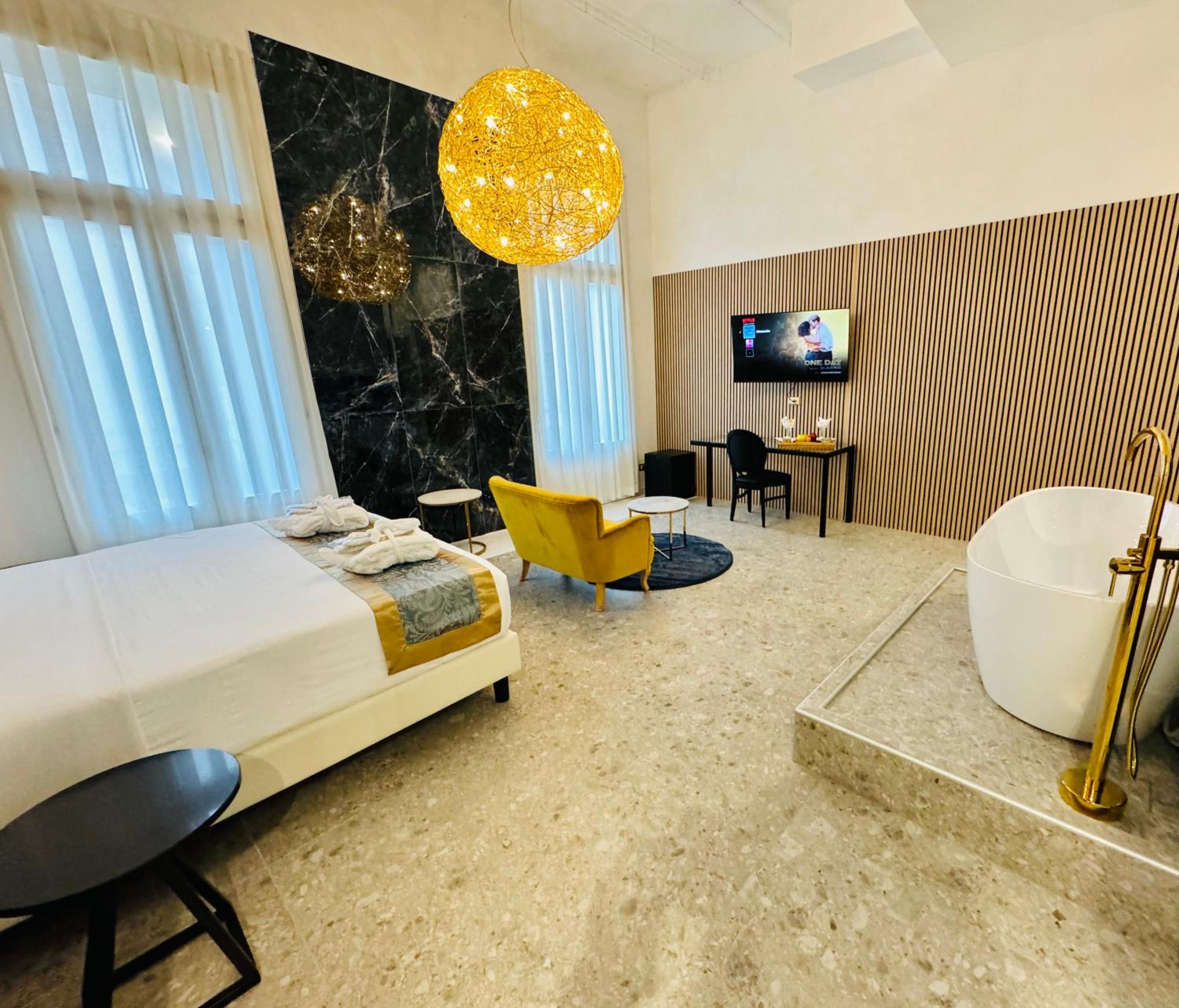 Suite with Sauna - Photo 3