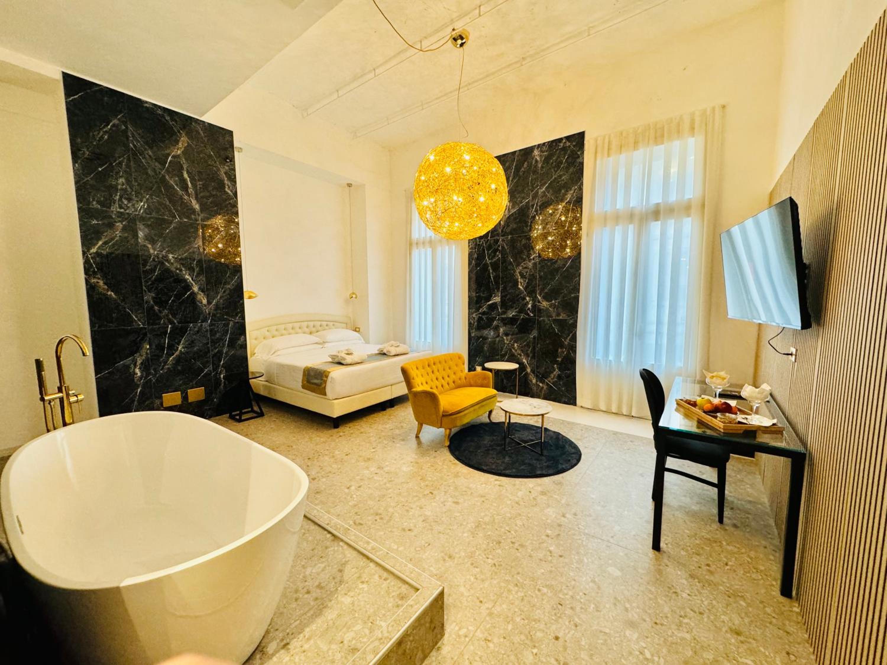 Suite with Sauna - Photo 4