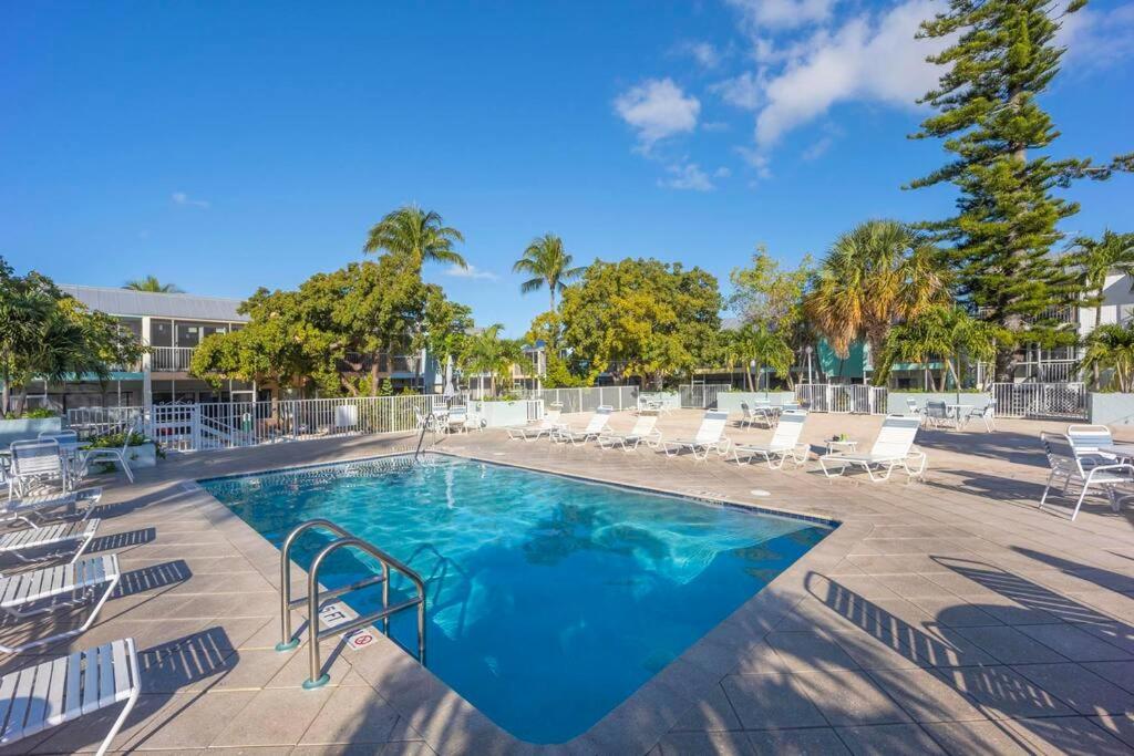 Two-Bedroom House photo 3