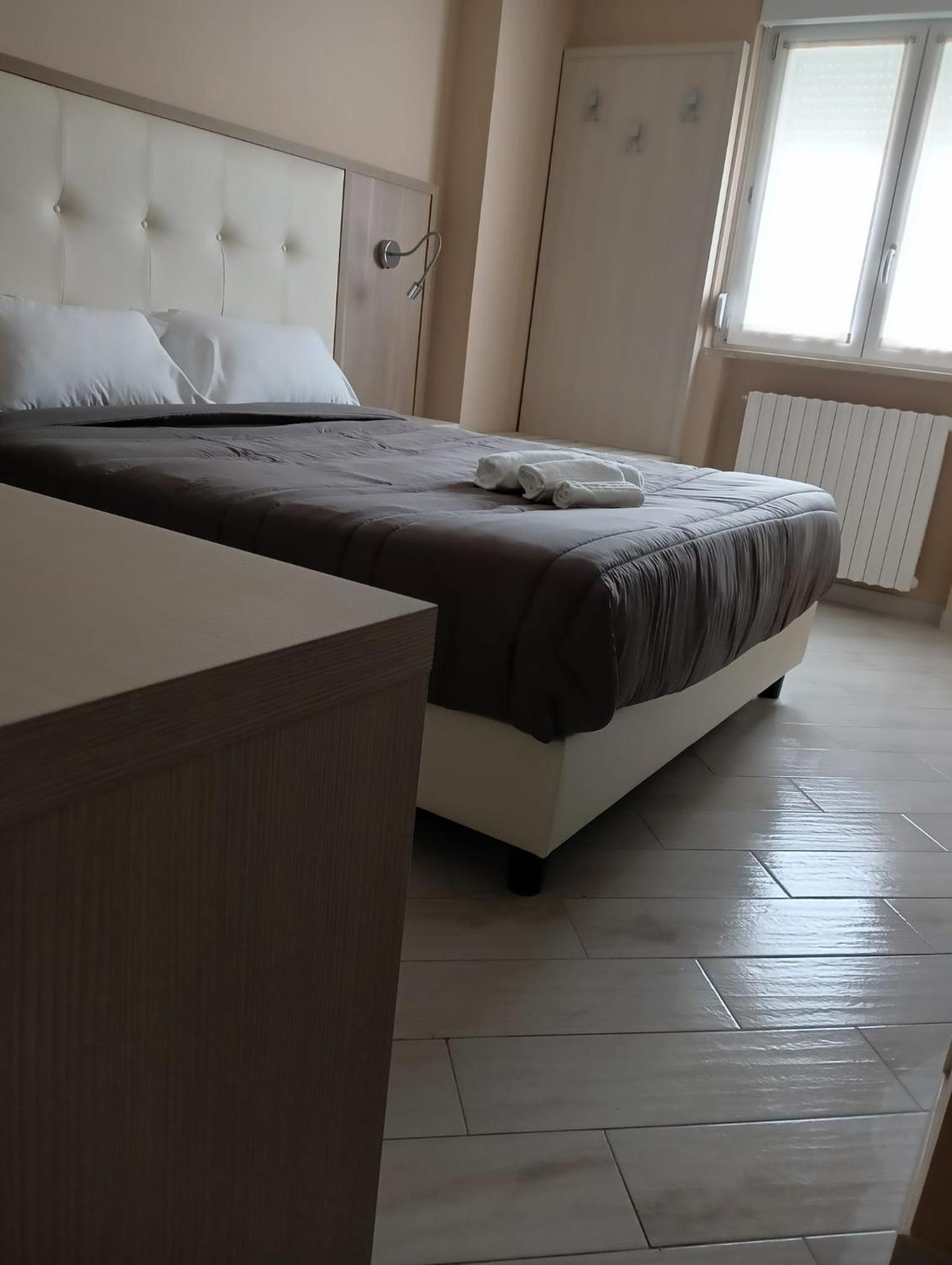 Double Room with Garden View - Photo 5