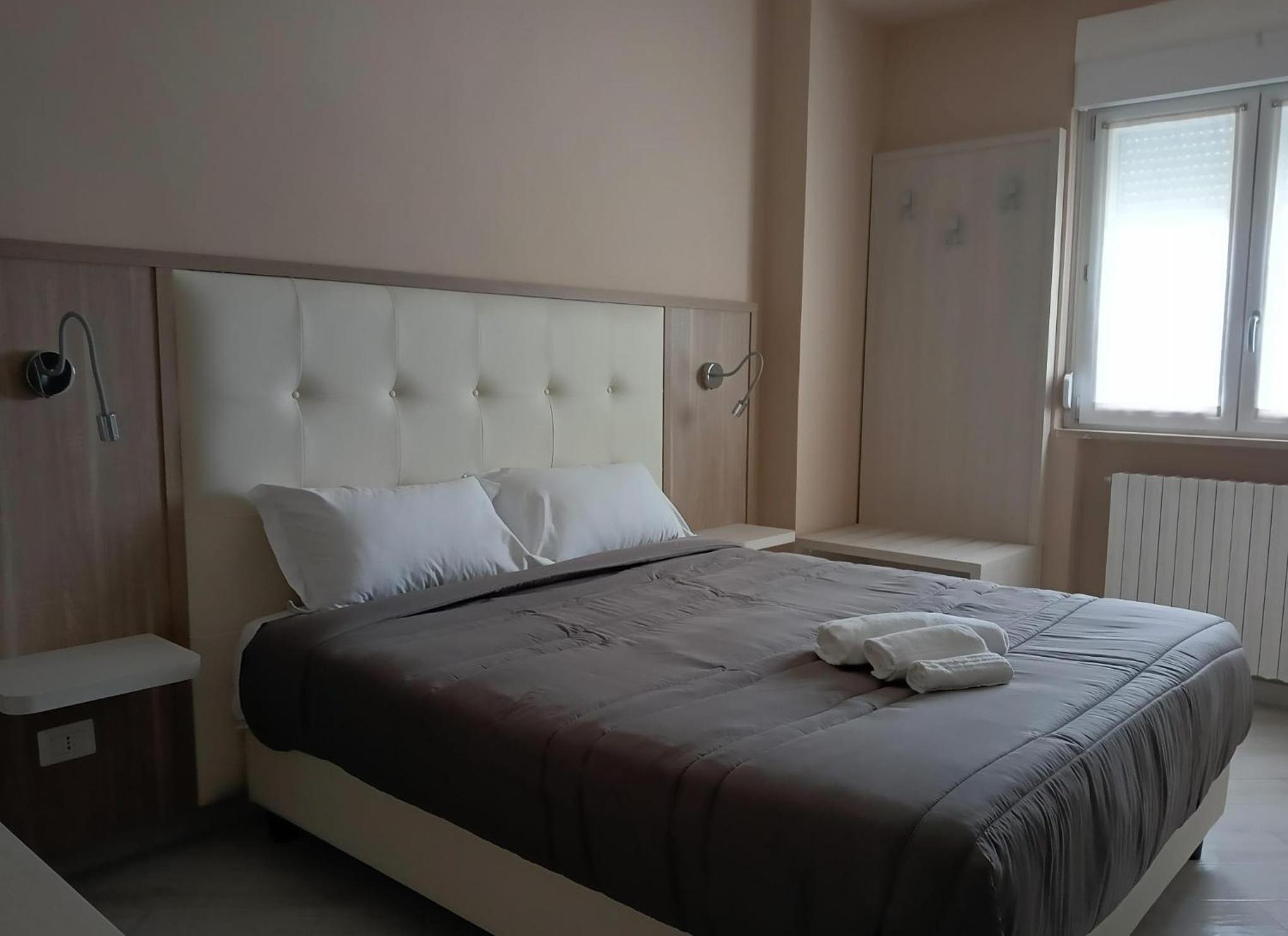 Double Room with Garden View - Photo 1