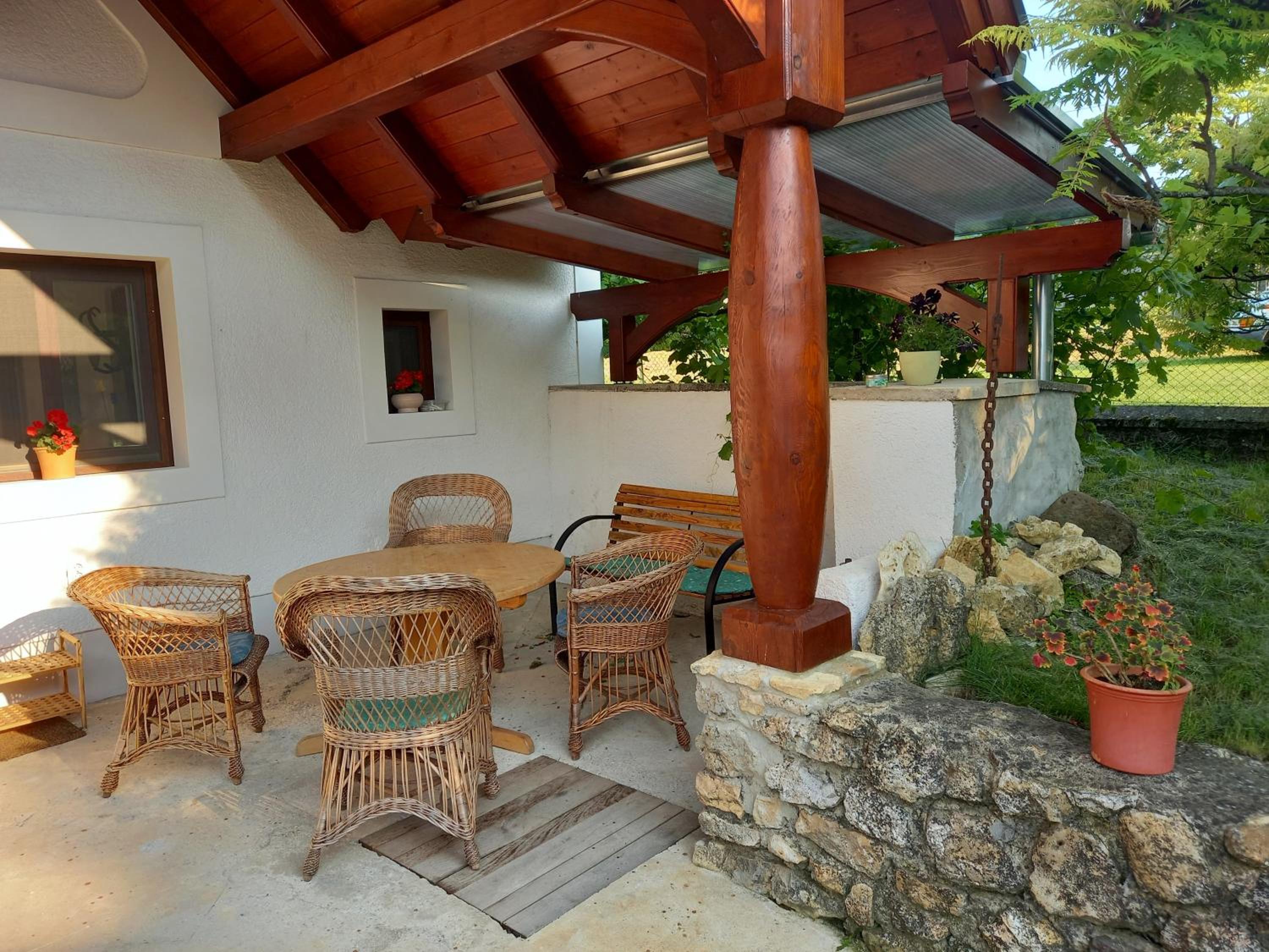 Three-Bedroom House photo 3