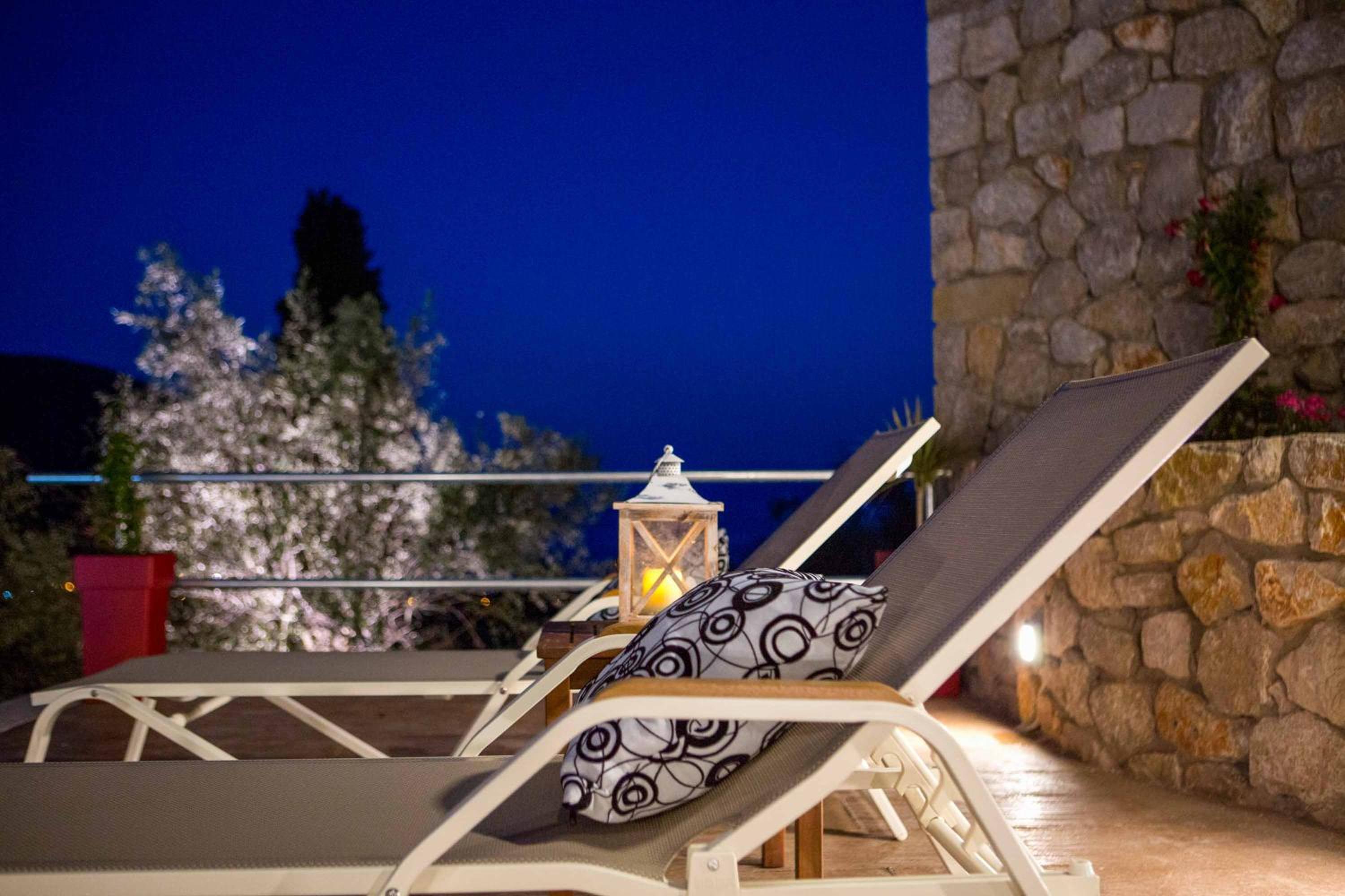 Villa photo 2