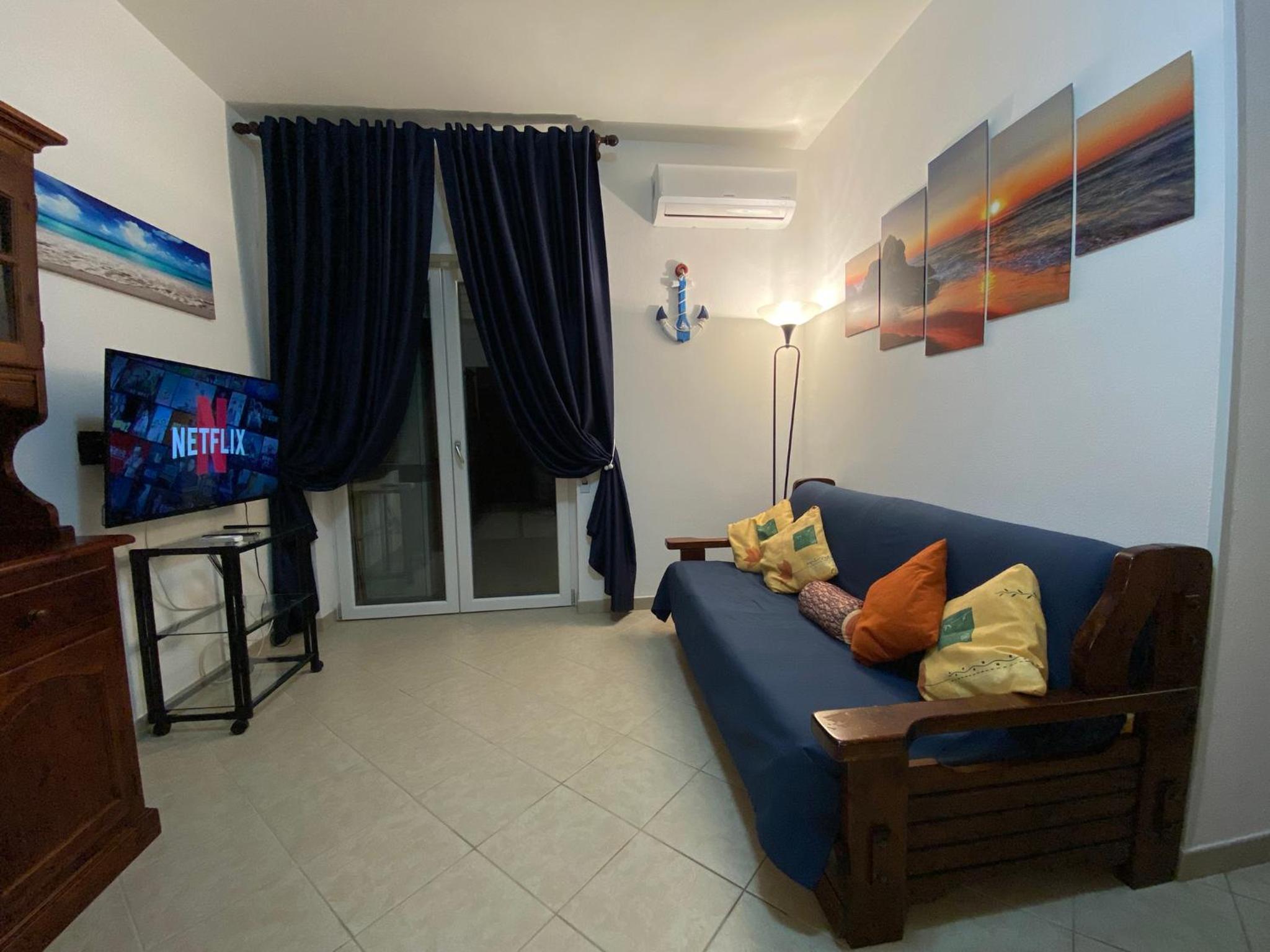 One-Bedroom Apartment photo 3