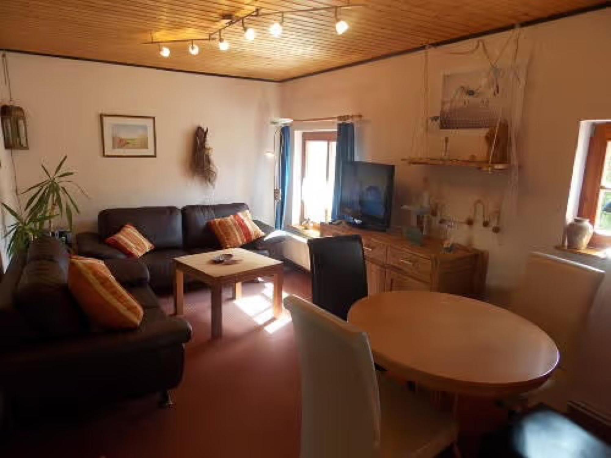 Two-Bedroom Deluxe Apartment with Garden View photo 1