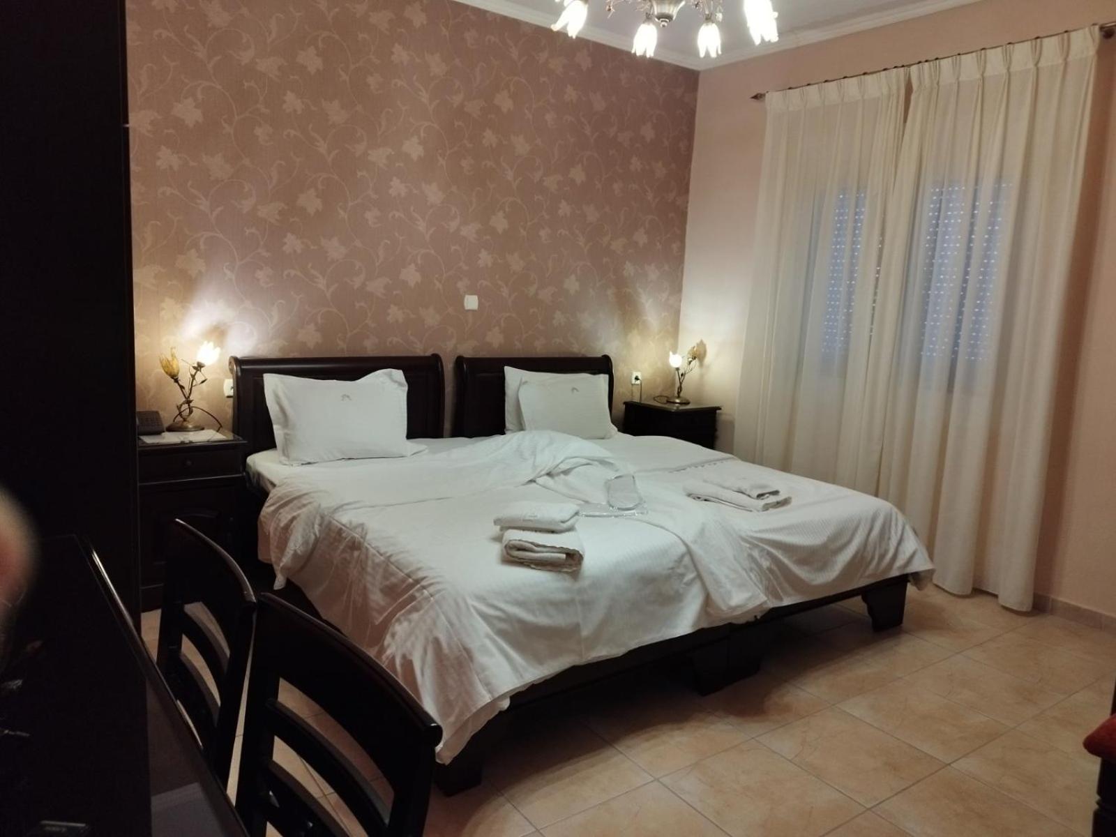 Three-Bedroom Apartment - Photo 11
