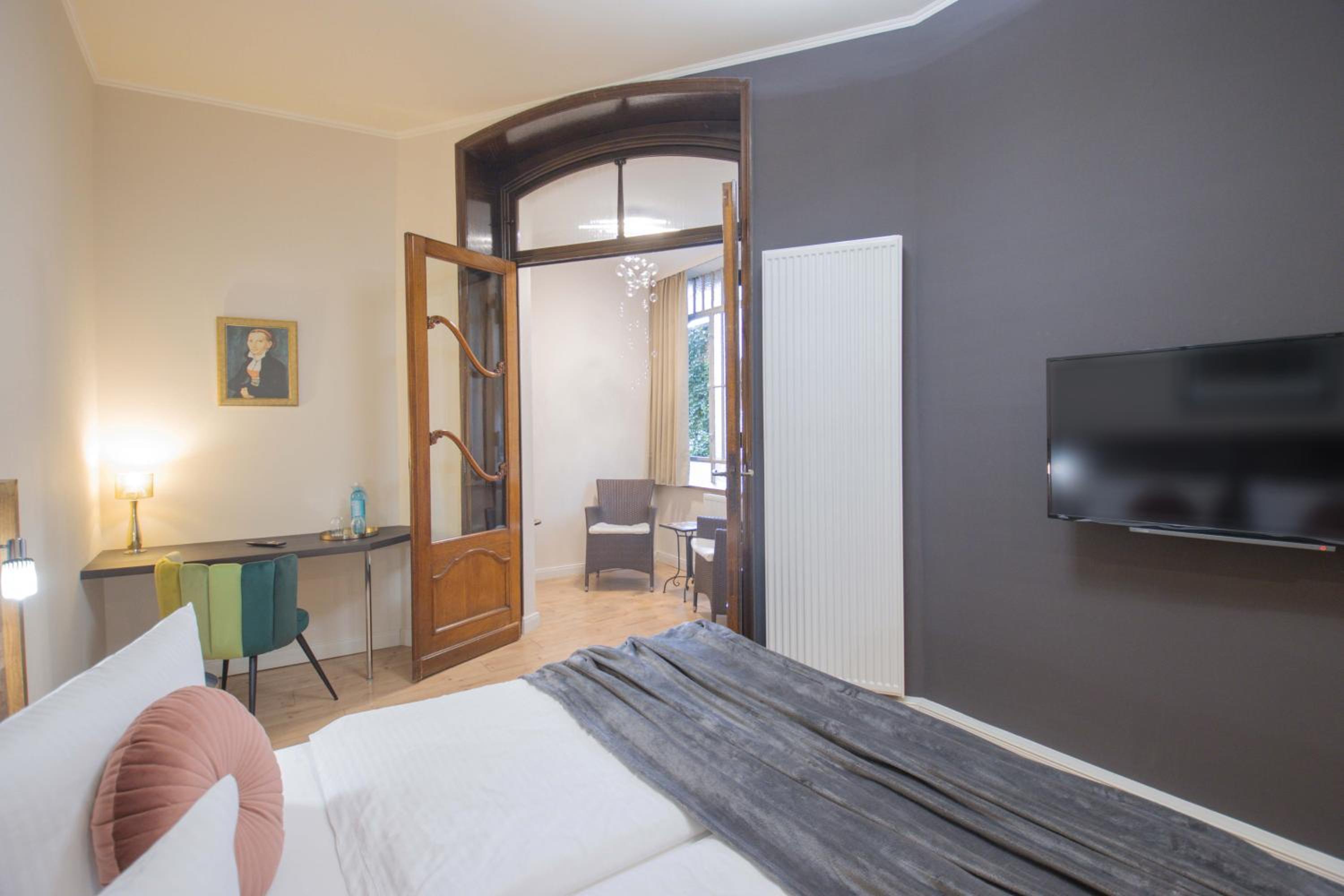 Deluxe Double Room photo 2