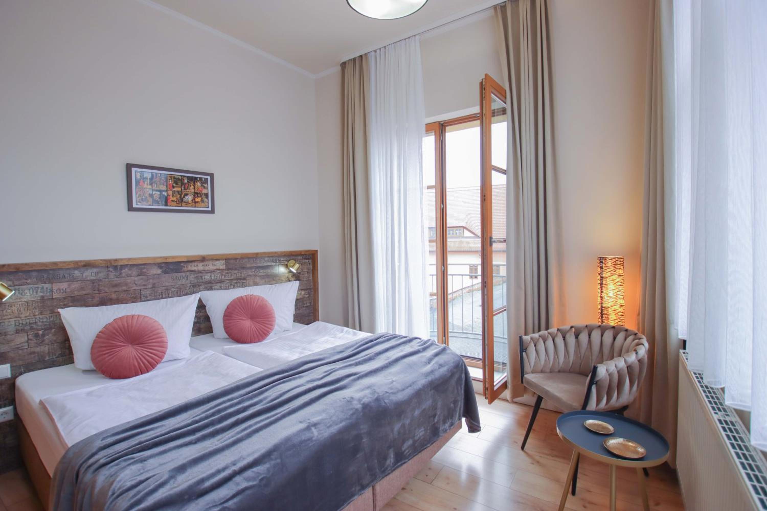 Double Room with Balcony photo 3