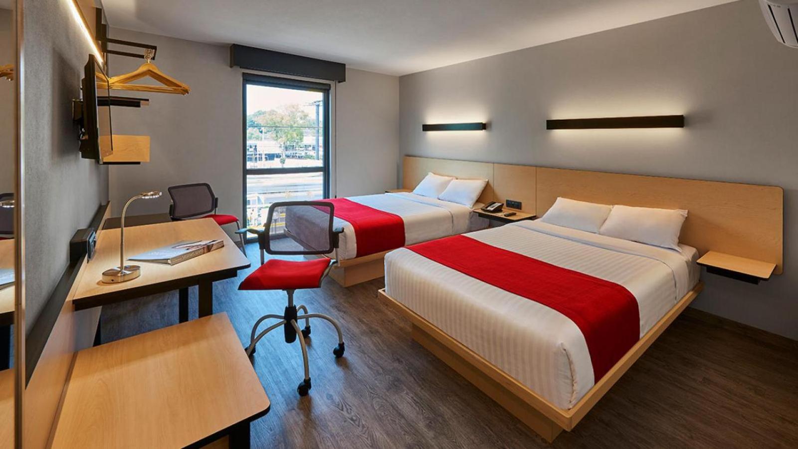 Double Room with Two Double Beds photo 1