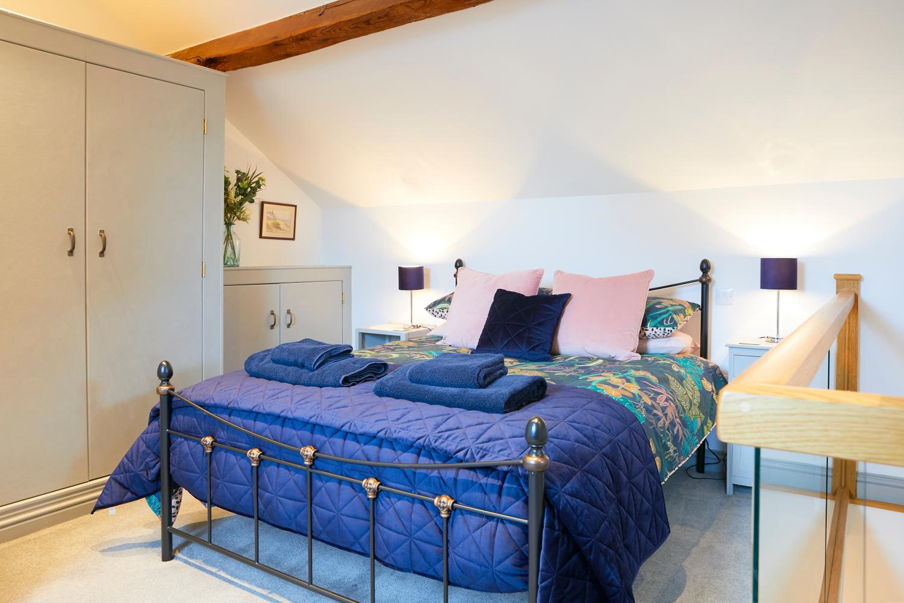 One-Bedroom House photo 1