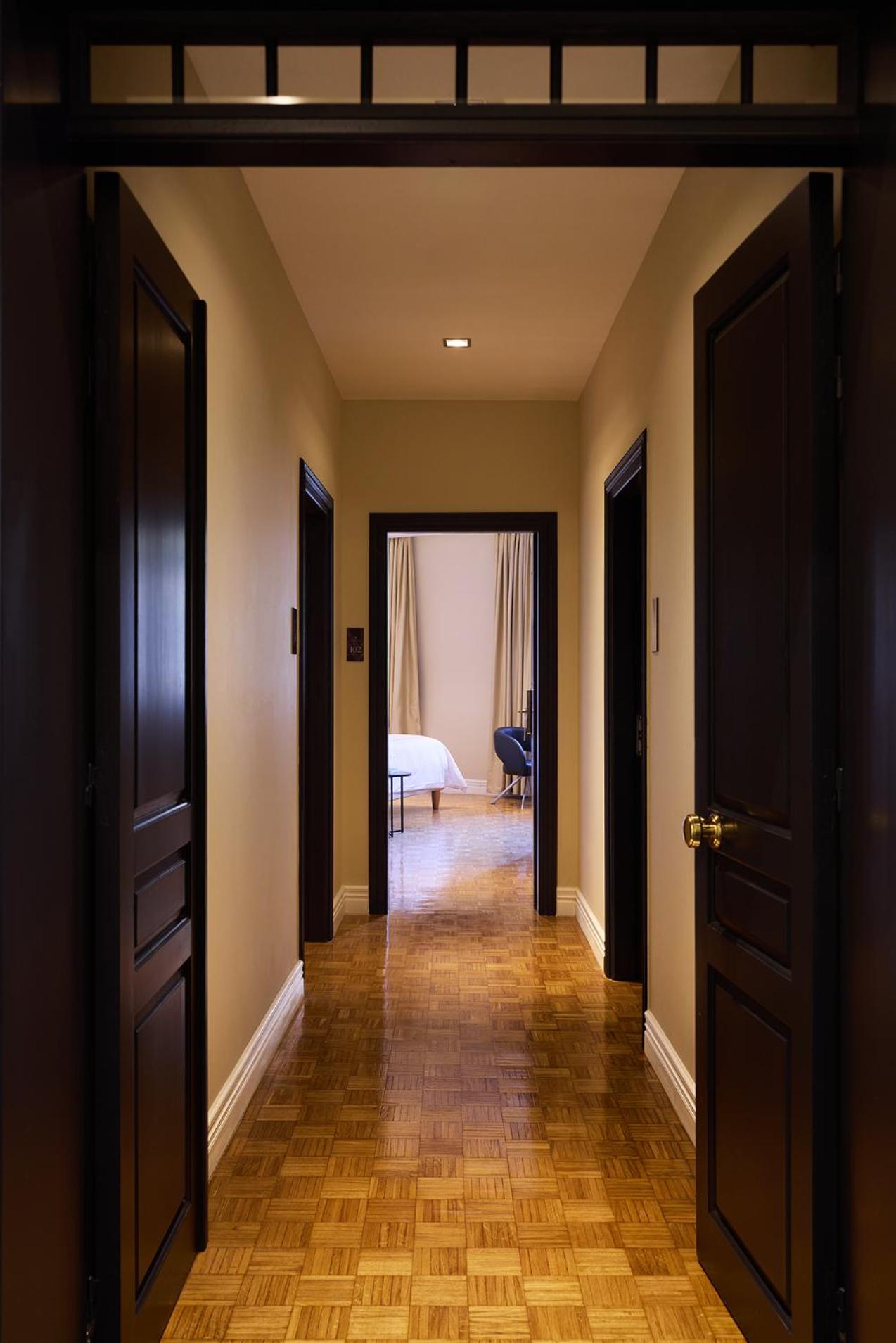 Elegant Suite with City View