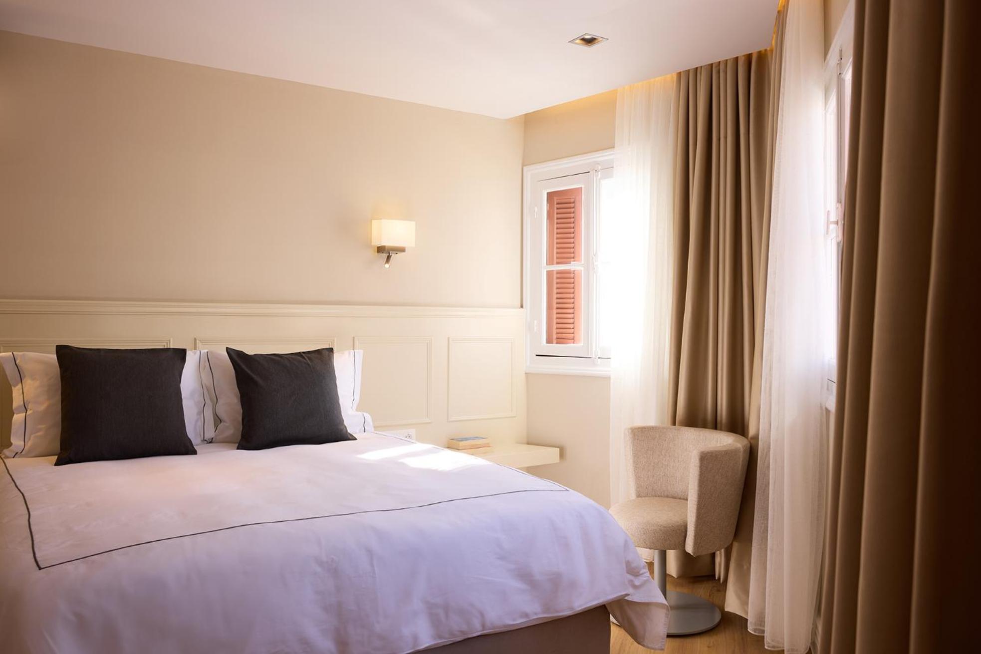 Superior Suite with Balcony