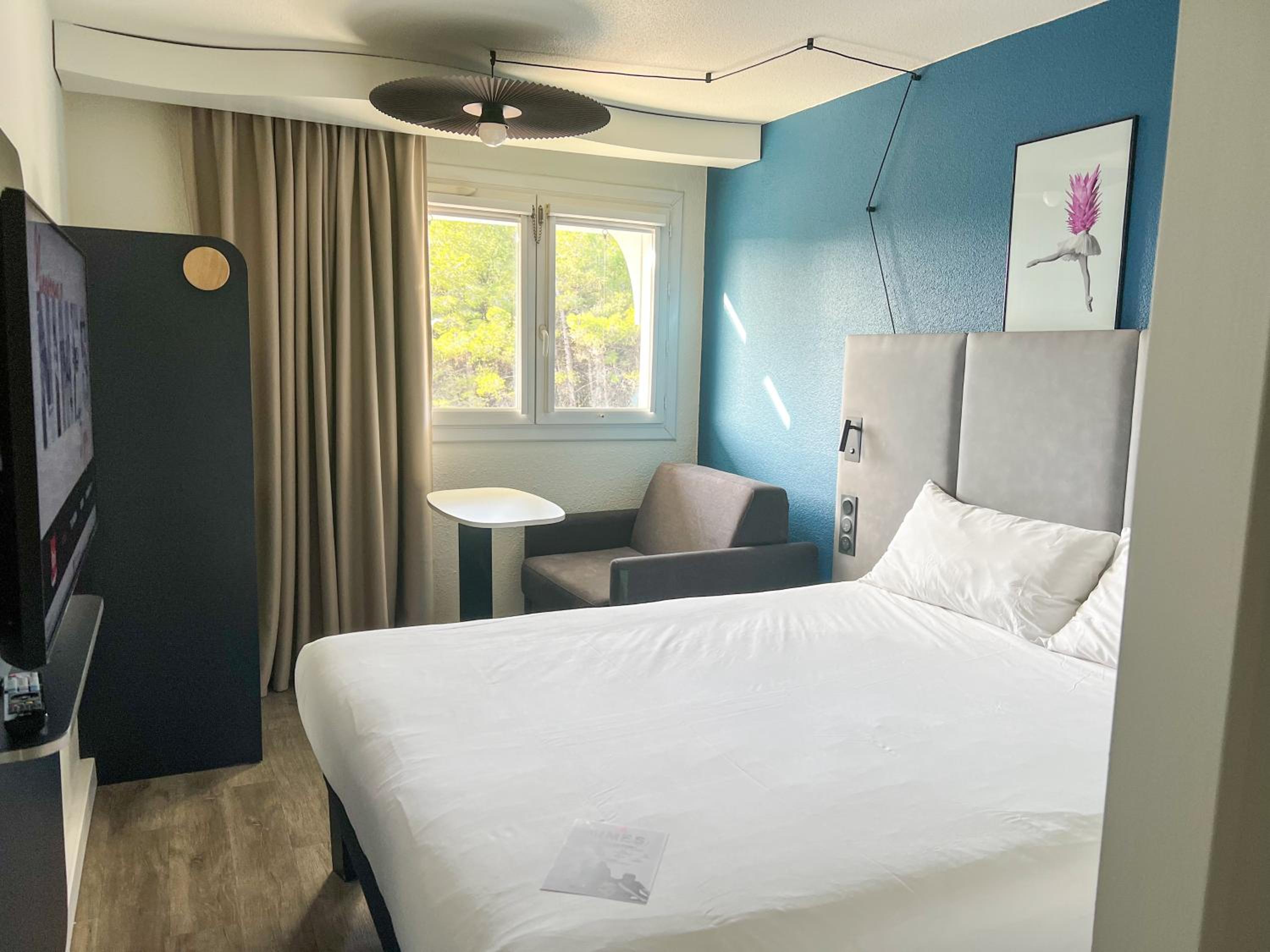 Double Room (2 Adults + 1 Child) - Photo 1