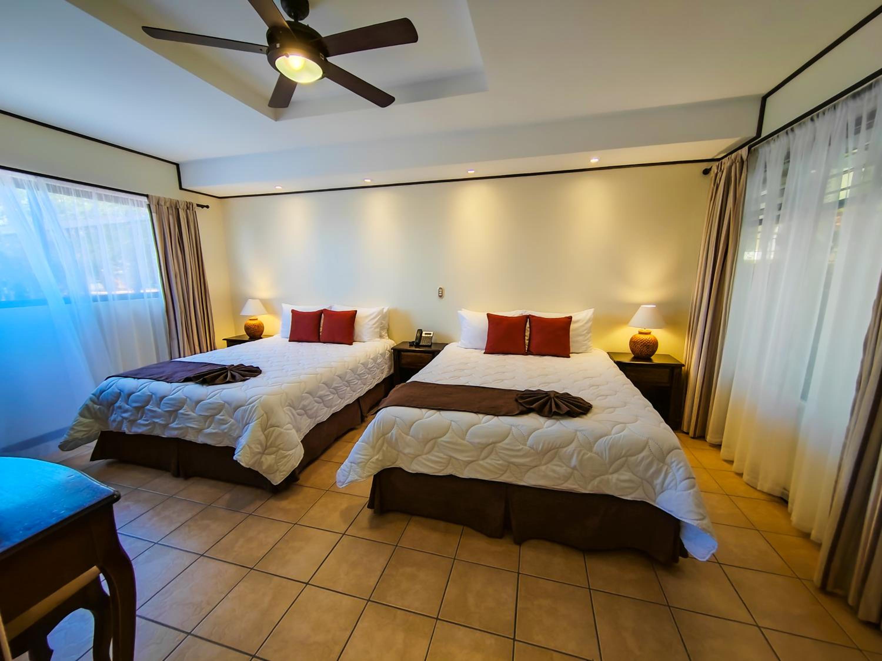Bromelia Deluxe Double Room - Photo 5