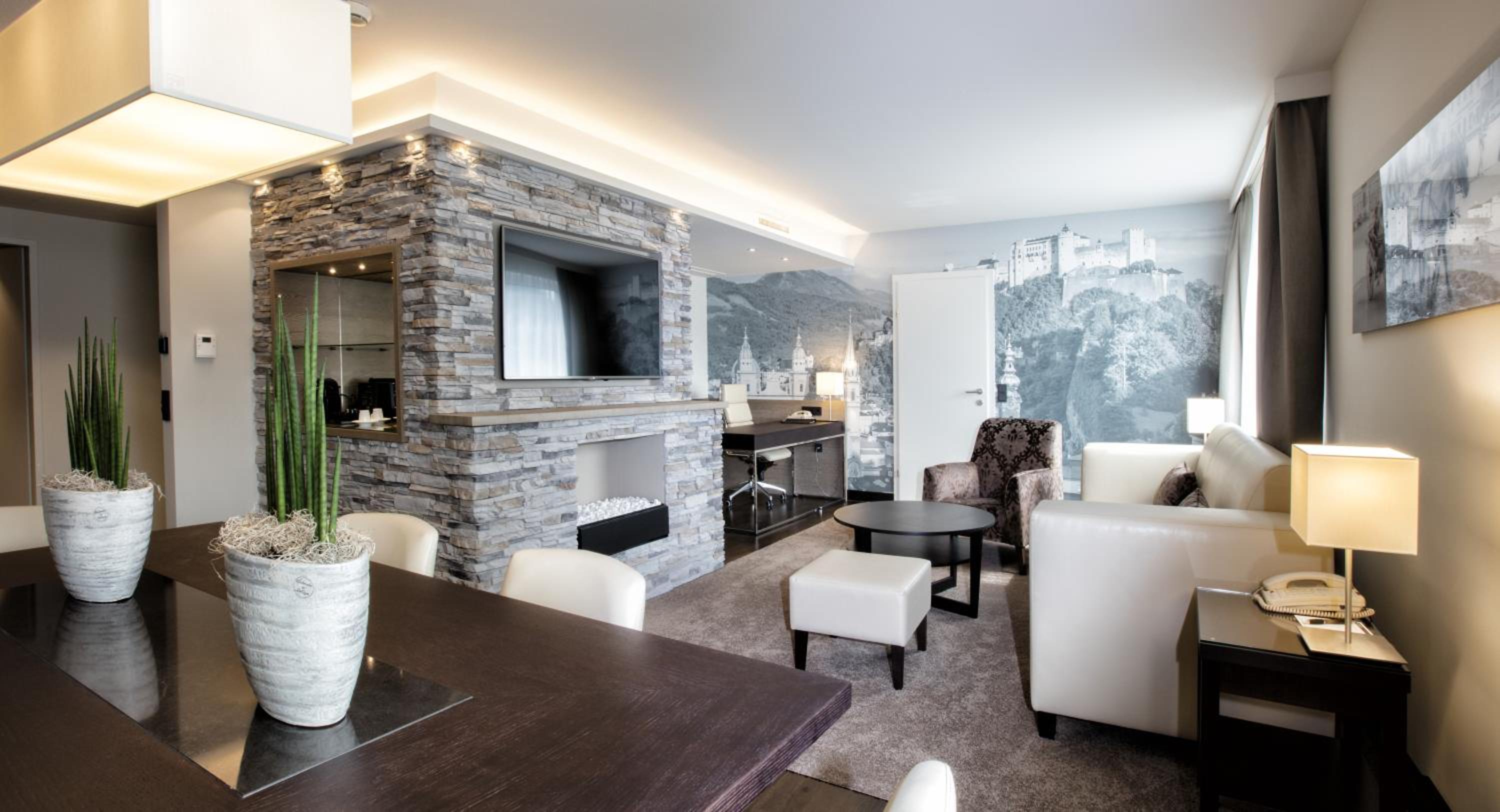 Executive Grand Suite and Executive Business Class Room