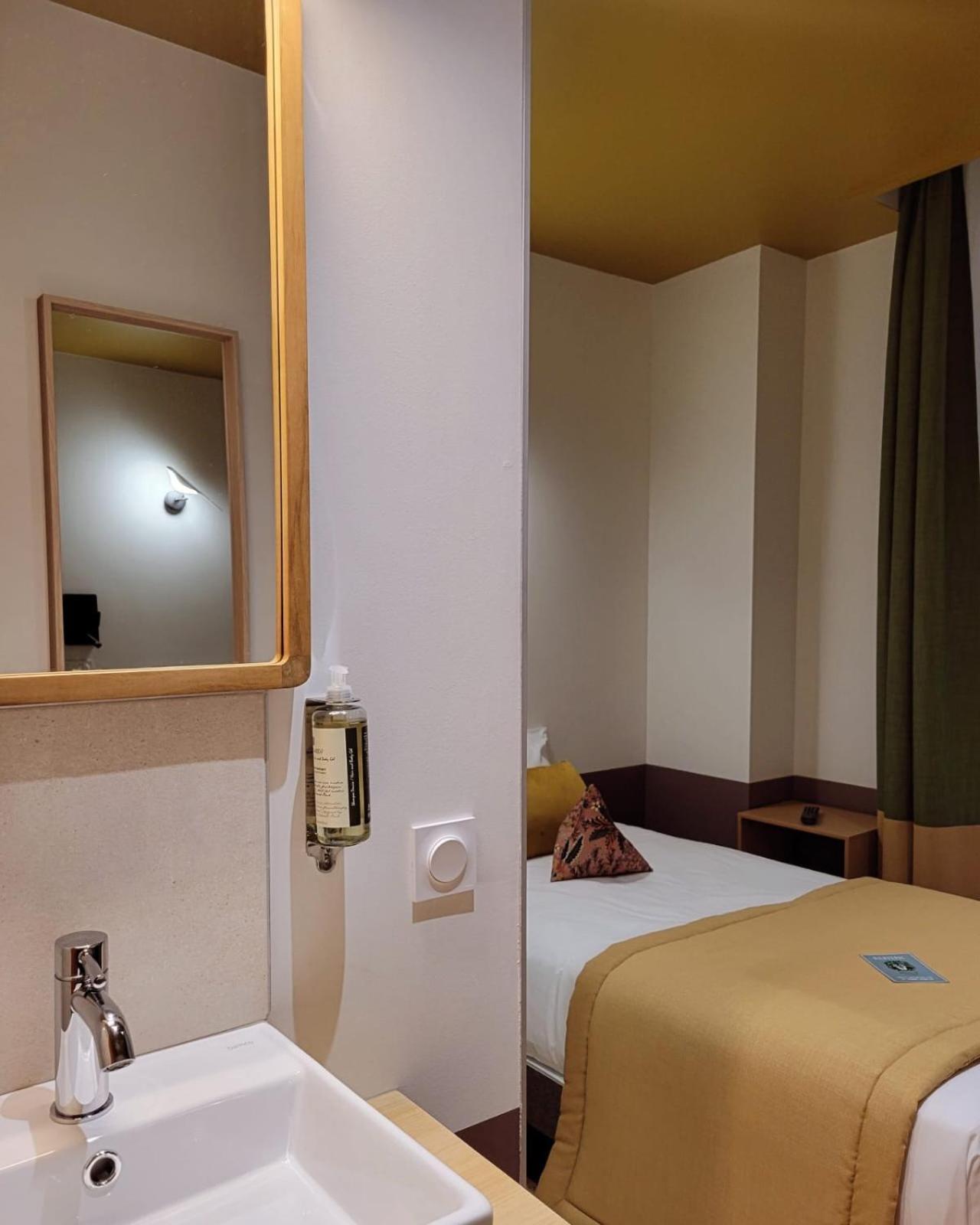 Single Room photo 3