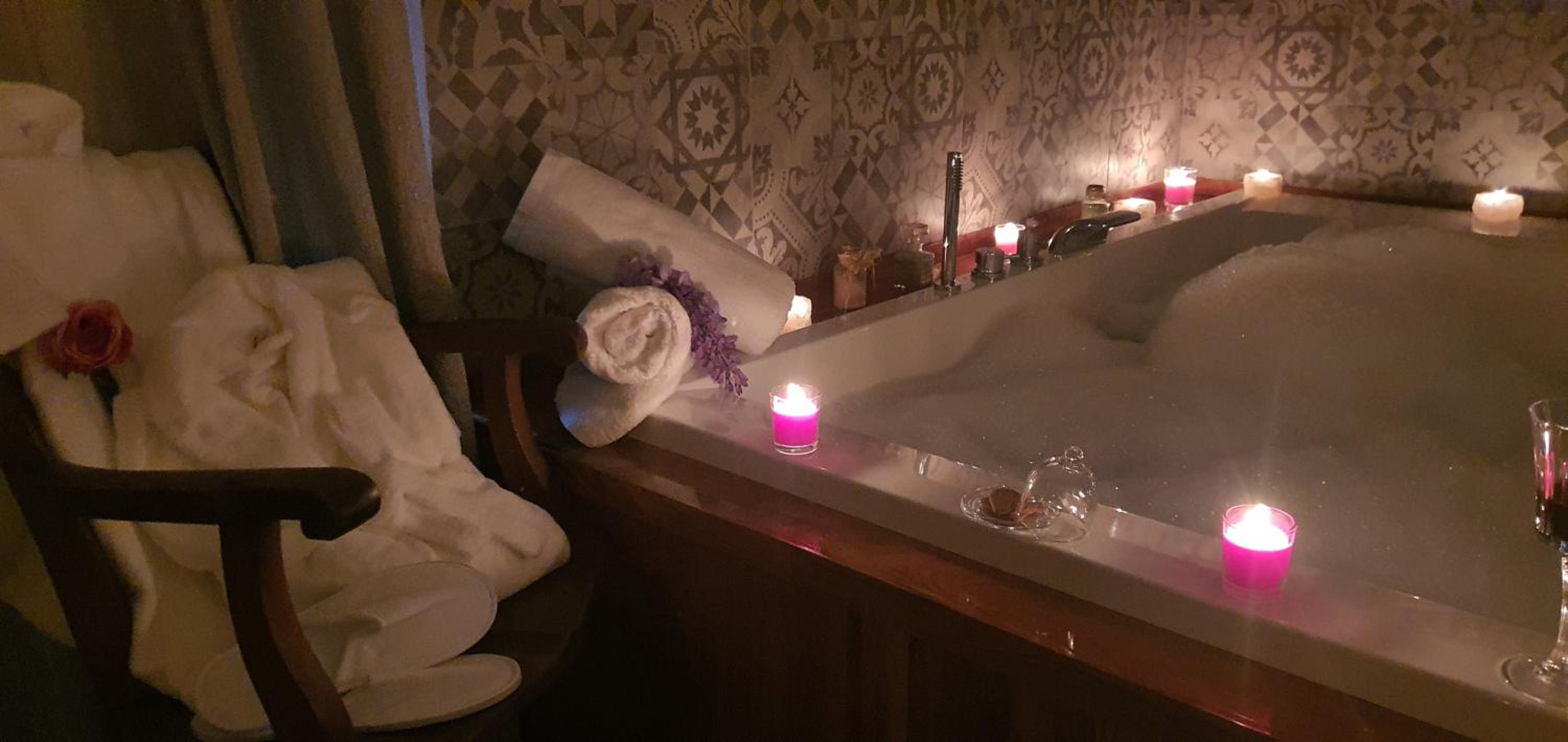 Deluxe Suite - Photo 3