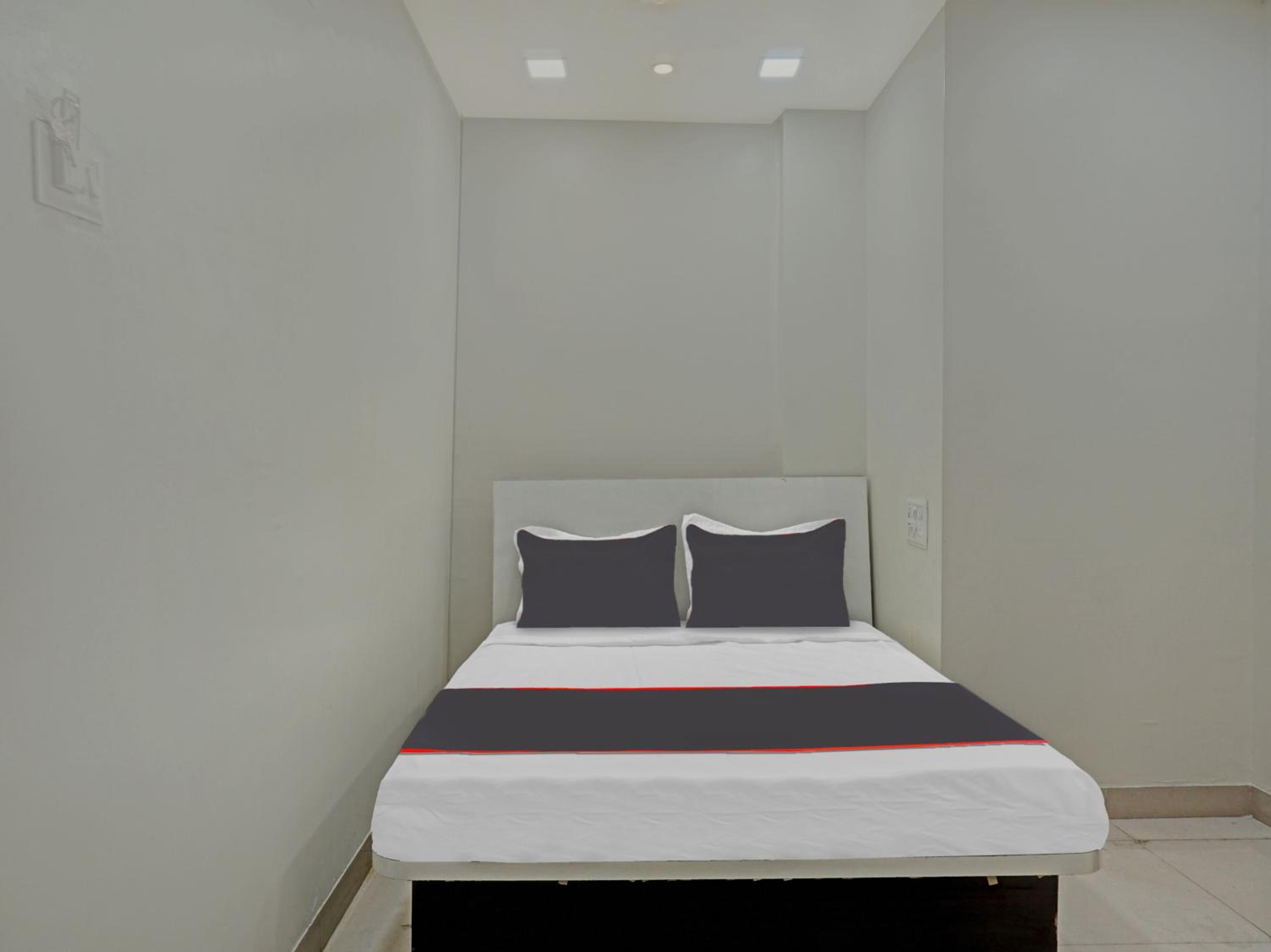 Classic Triple Room photo 2