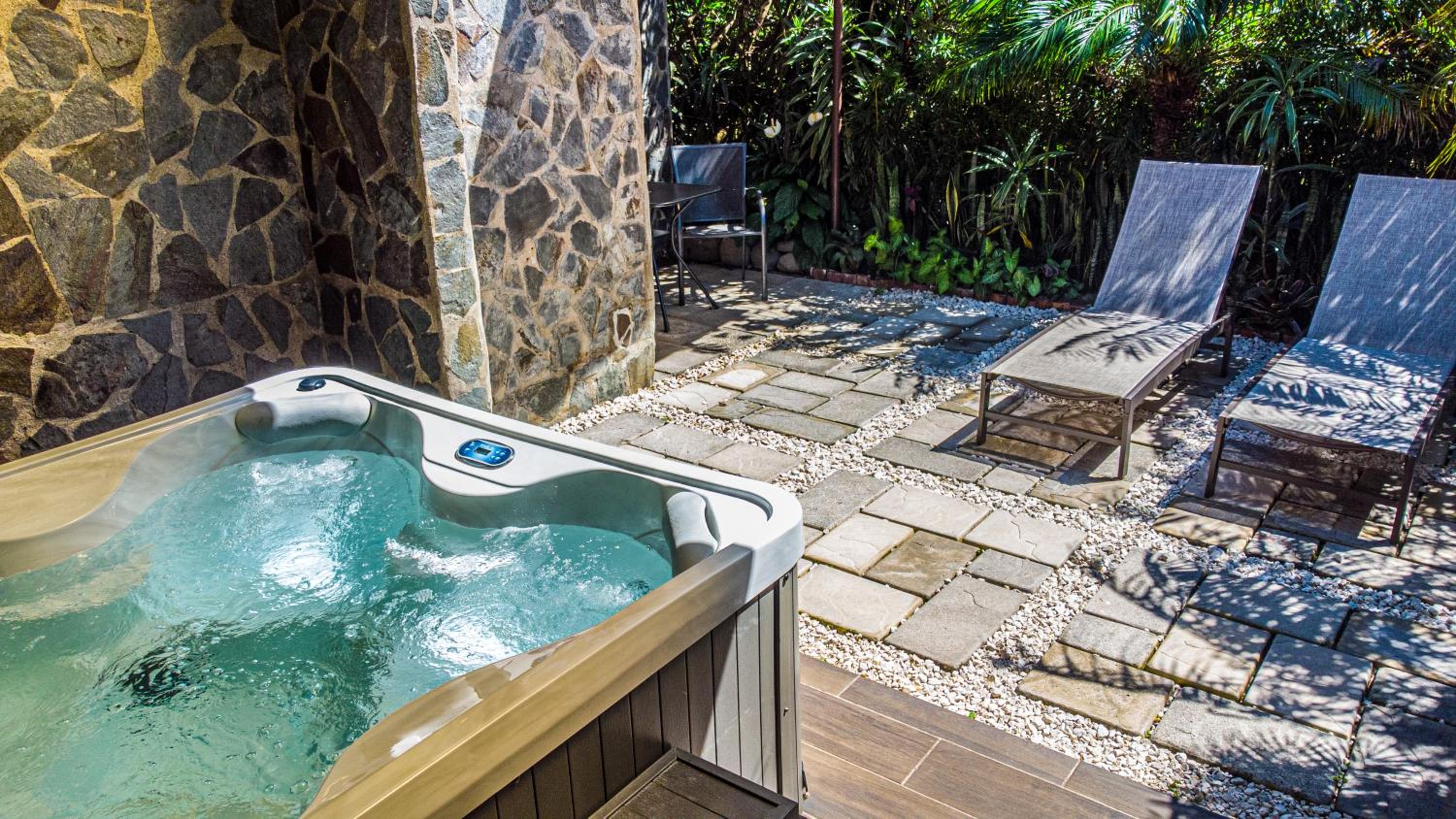  Garden Superior with Jacuzzi photo 3