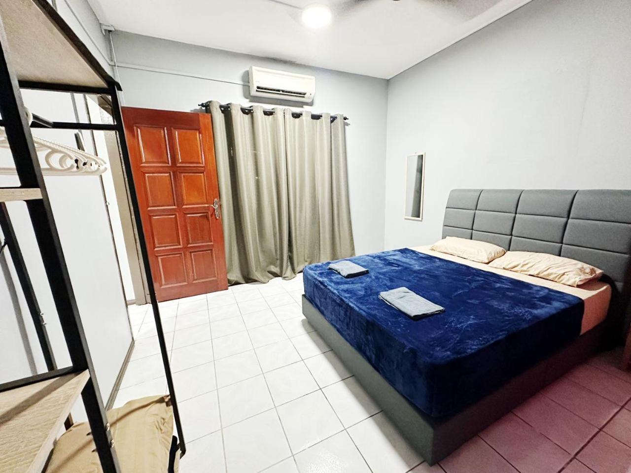 Two-Bedroom House photo 1