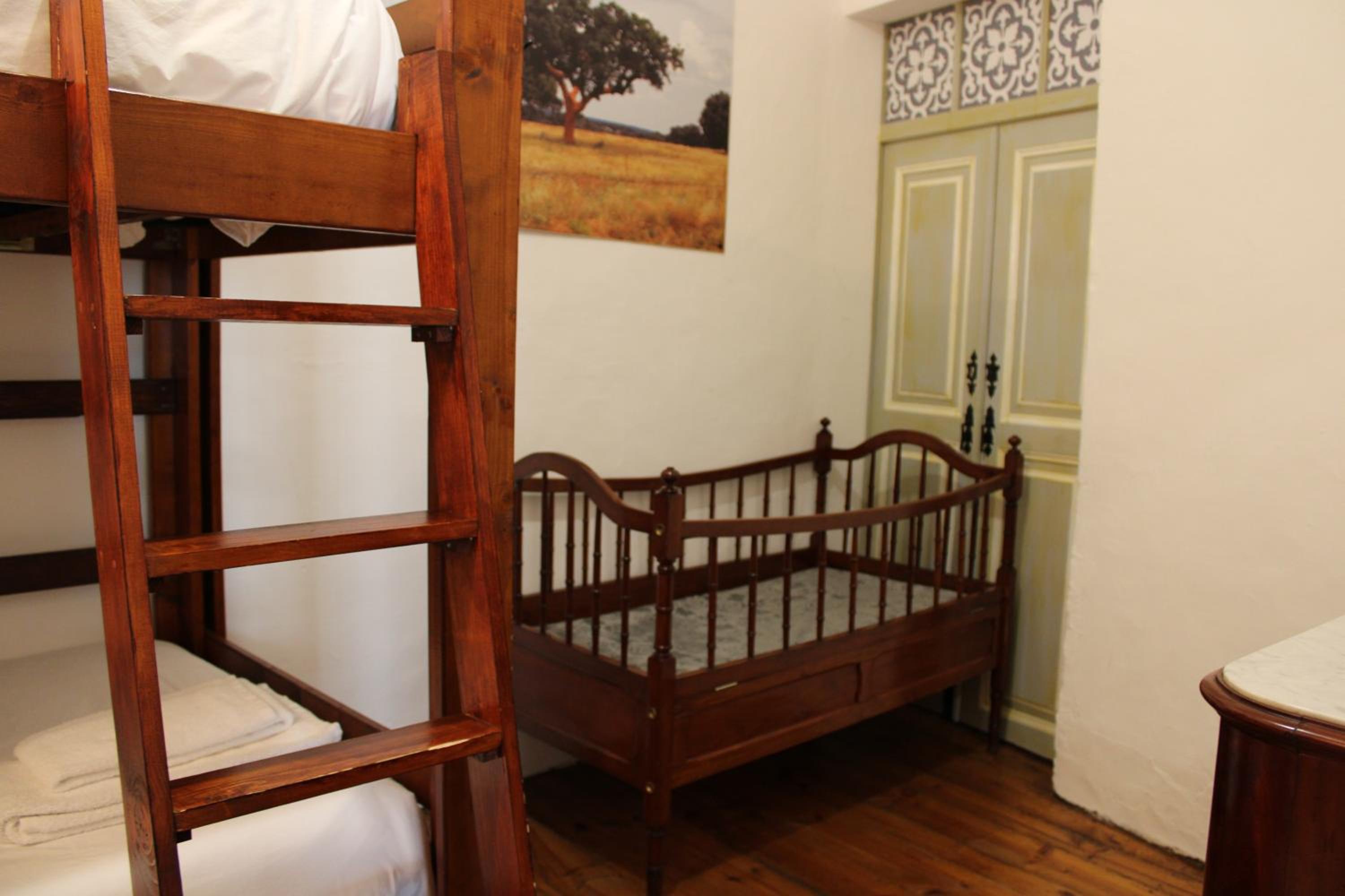 Family Double Room - Photo 6
