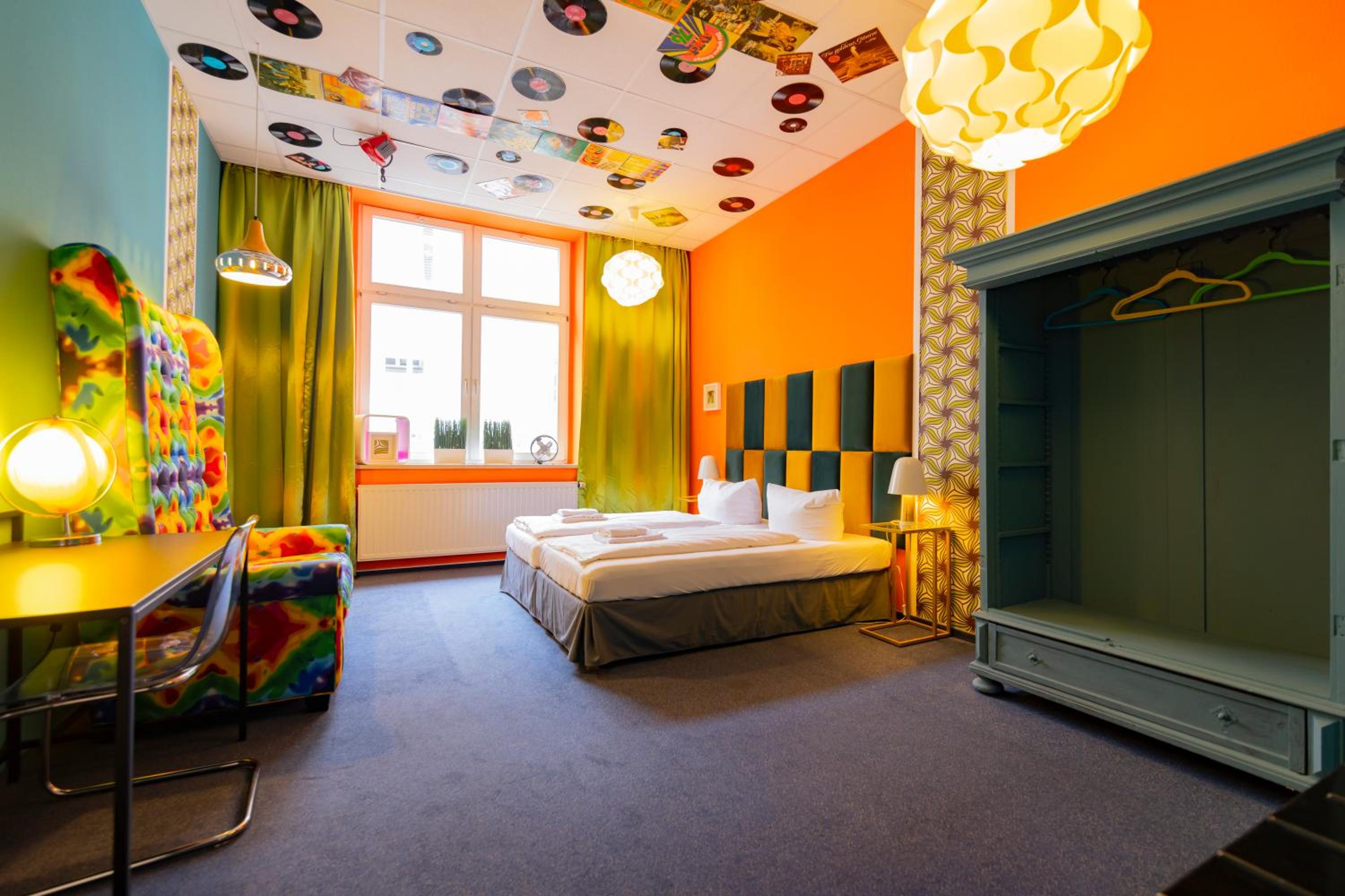 Double Room with Shared Bathroom photo 1