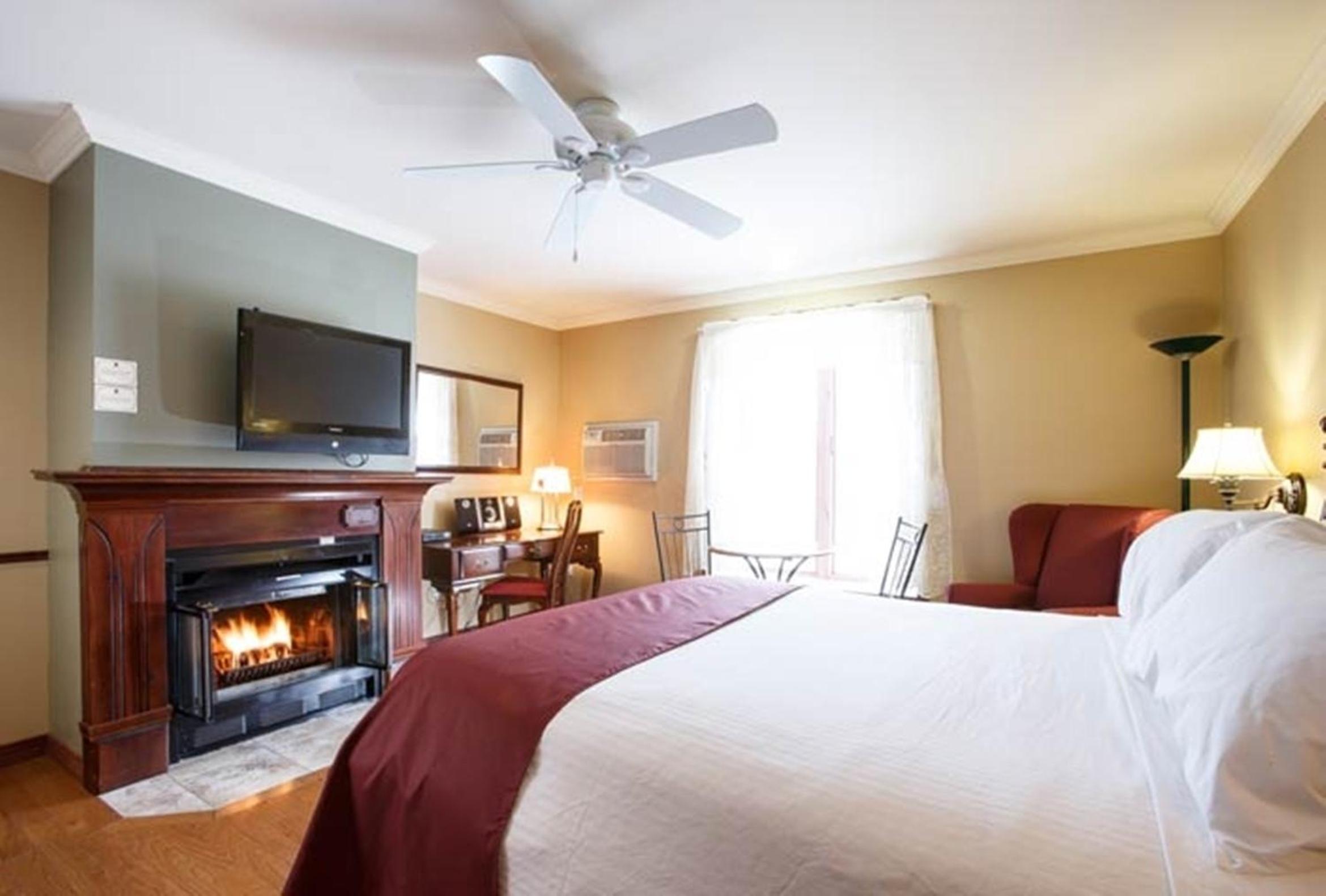 Queen Room - Photo 5