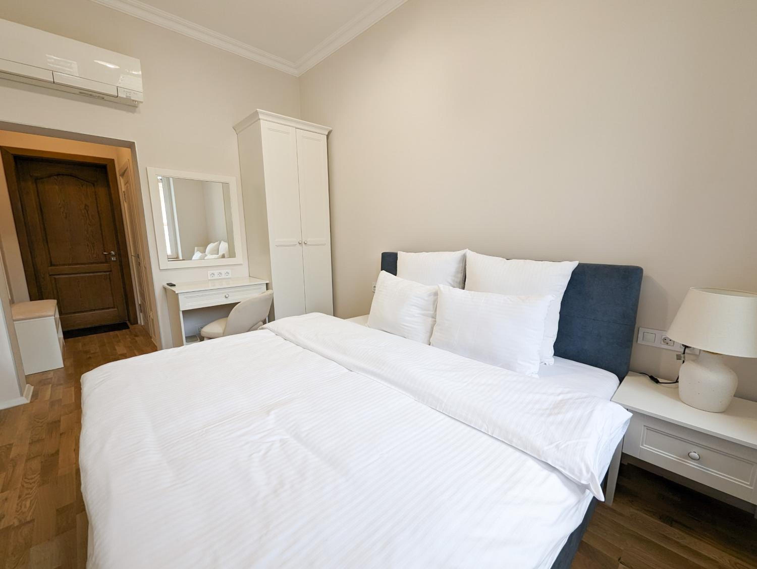 Double or Twin Room photo 3