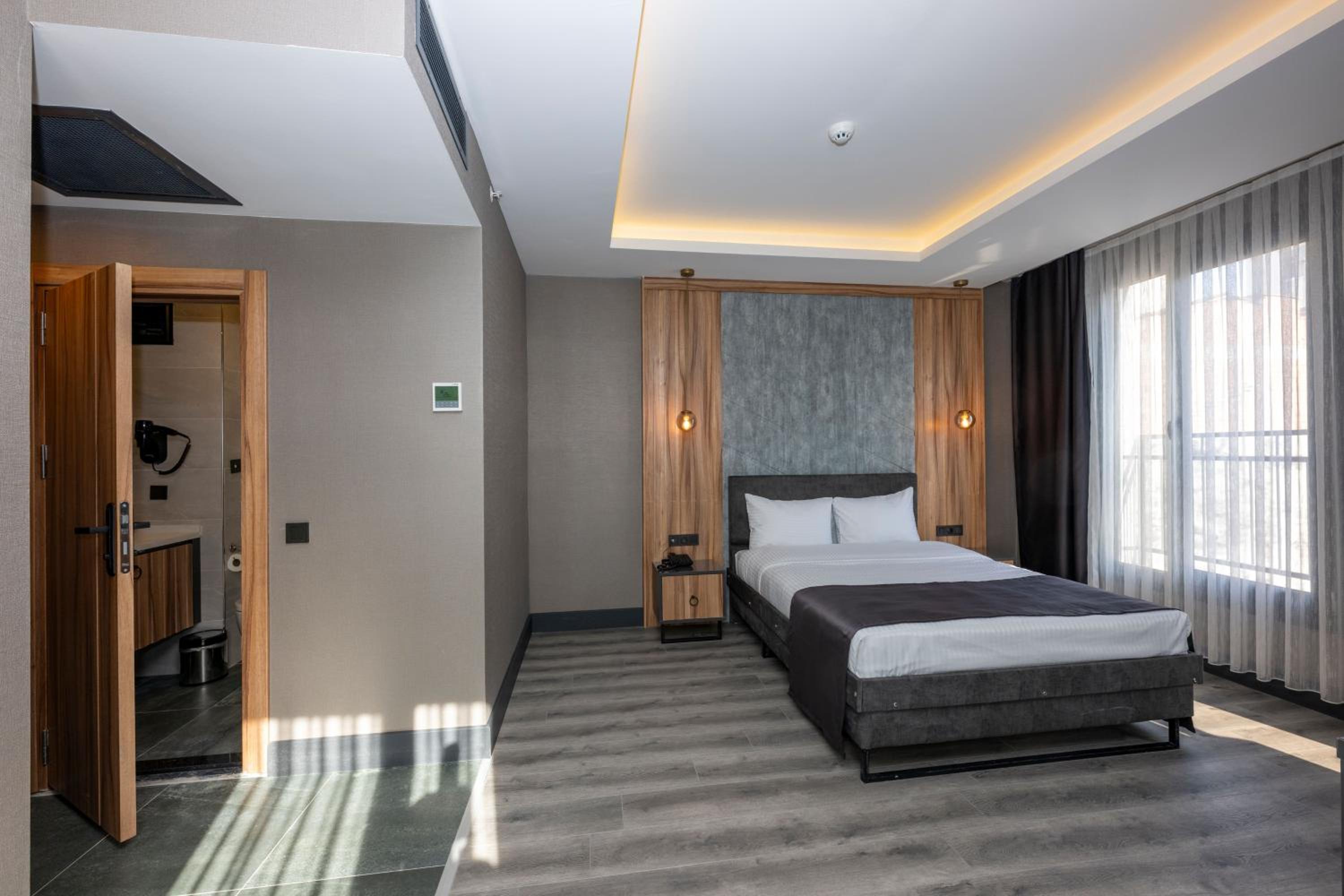 Double Room with Balcony photo 2