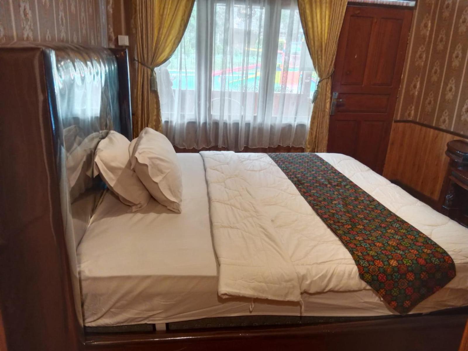 Economy Double Room photo 3