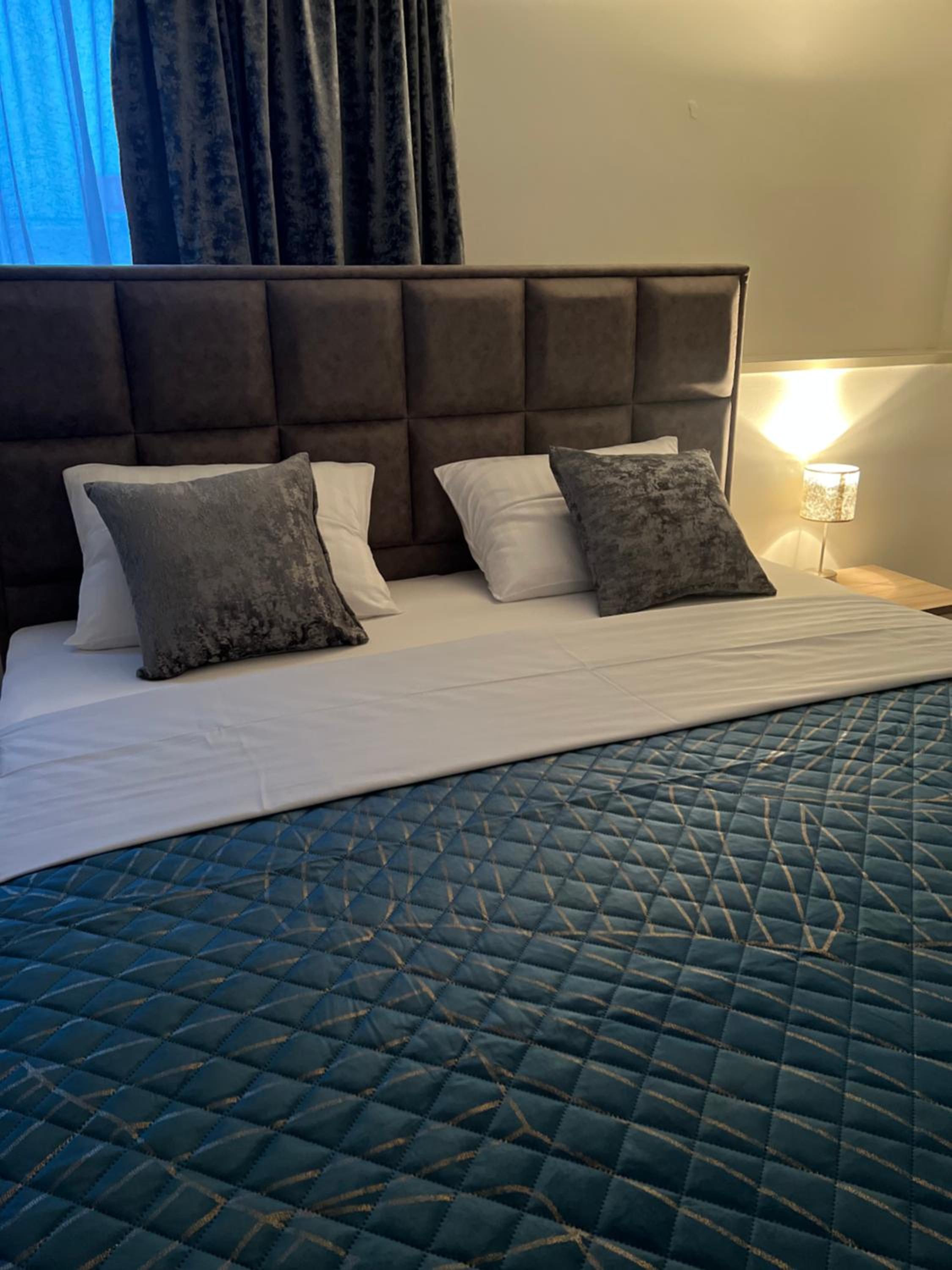 Twin Room with Private Bathroom