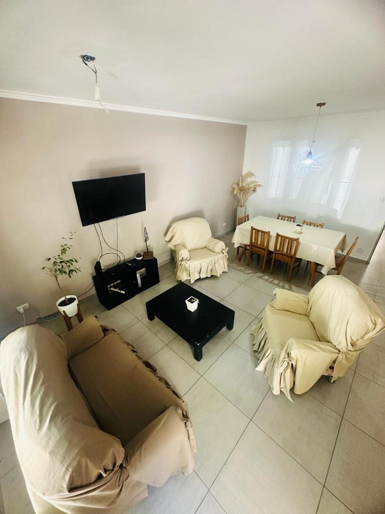 One-Bedroom House photo 3