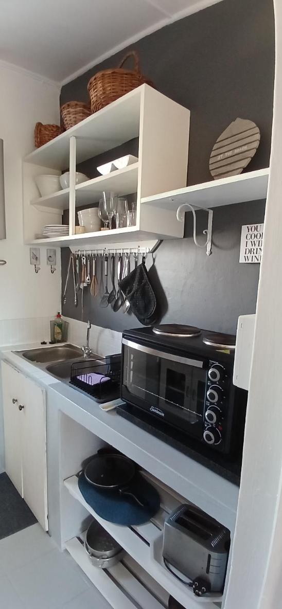 One-Bedroom Apartment - Photo 8